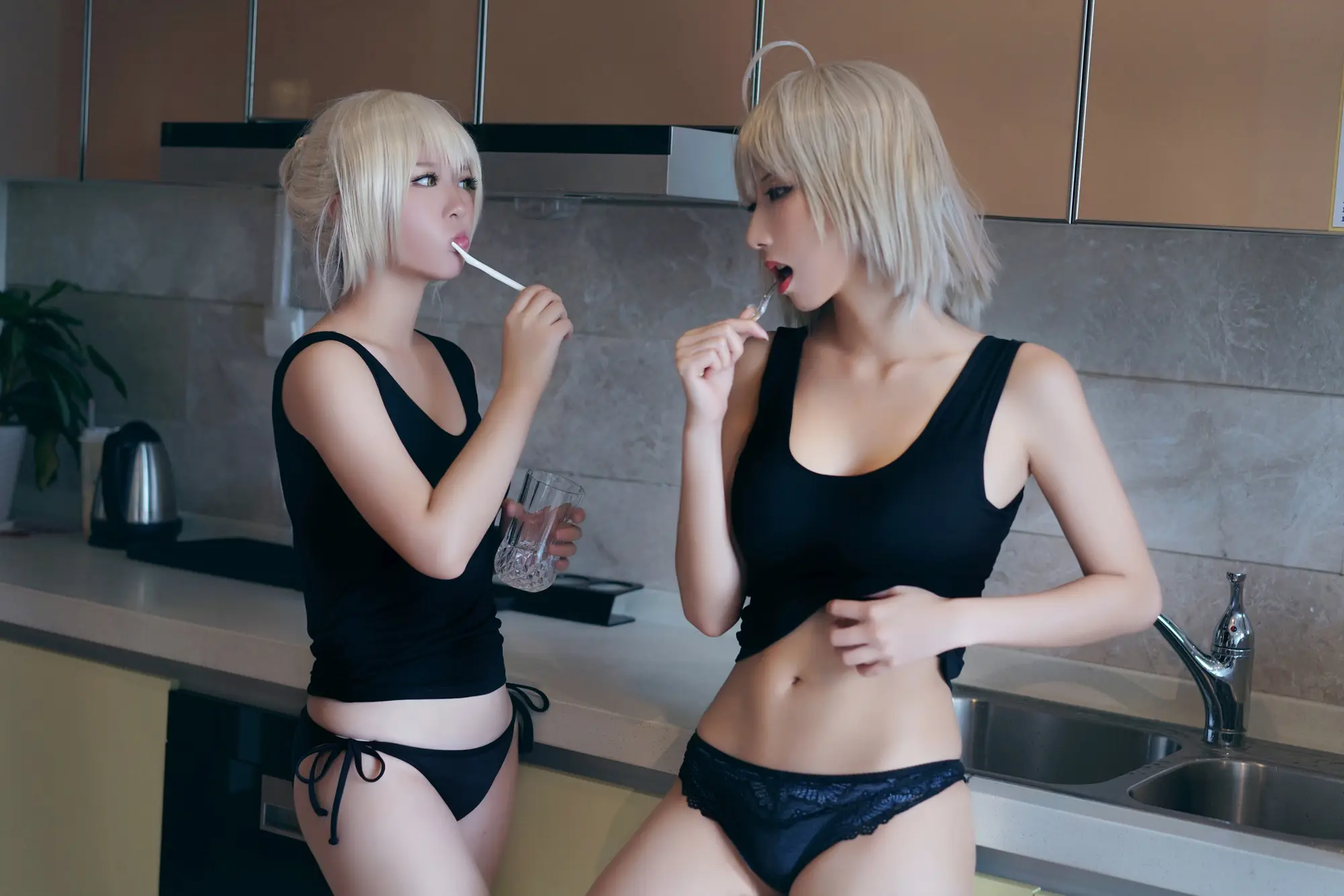 半半子 家居PS4 (&索索) [30P]