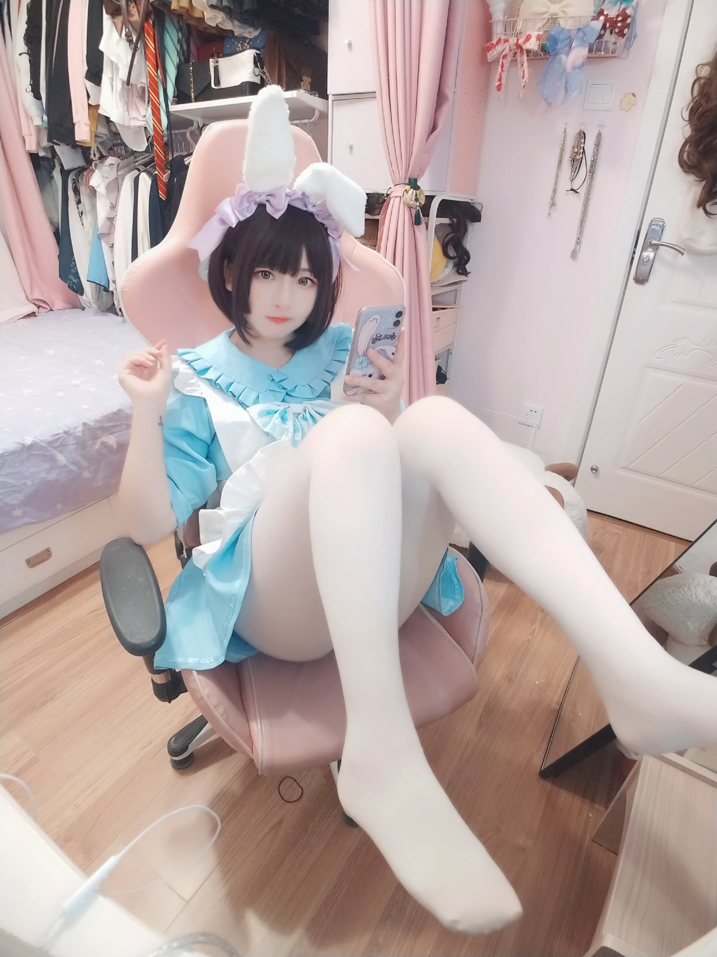 古川 蓝色兔儿女仆 [49P]