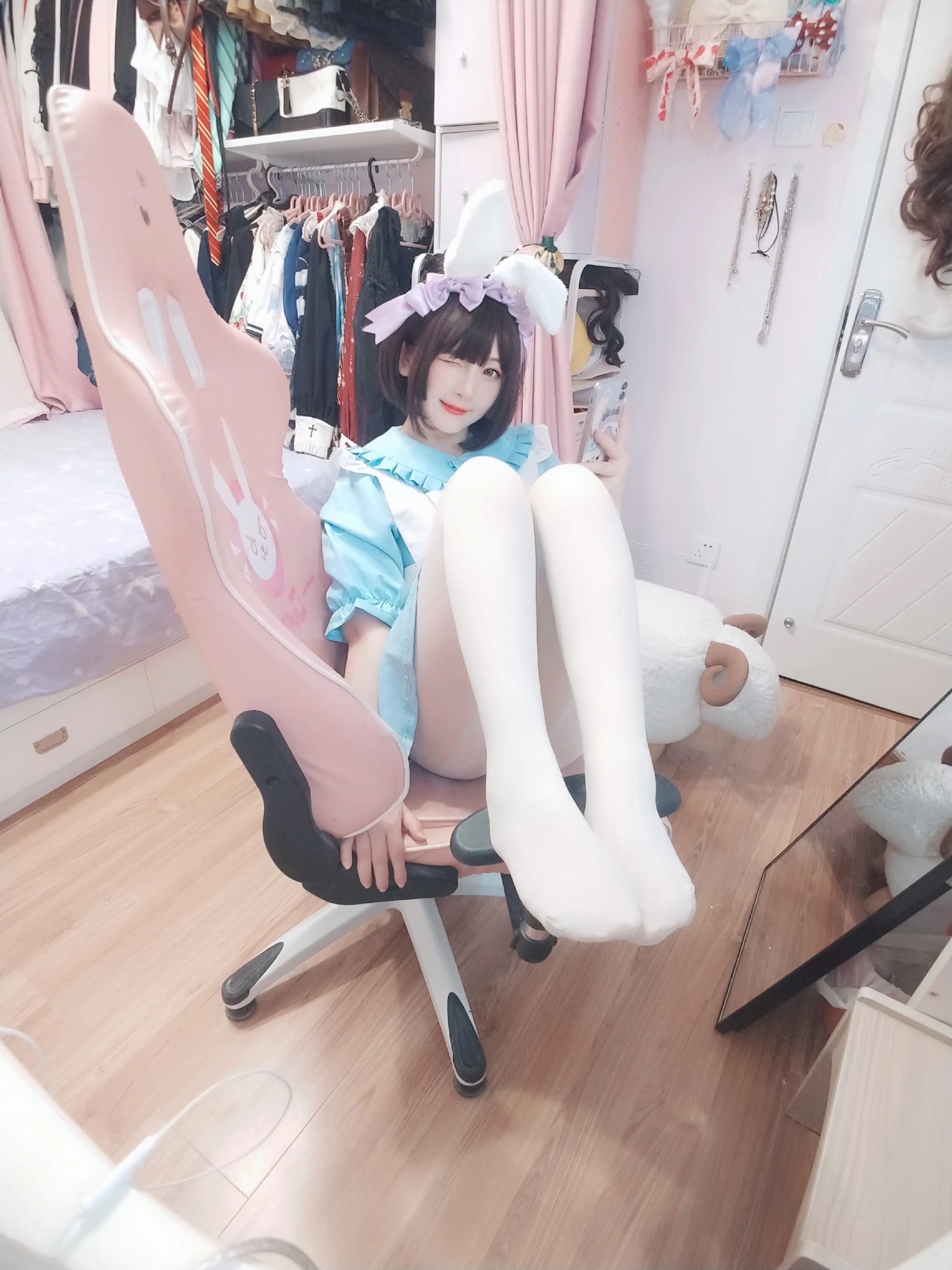 古川 蓝色兔儿女仆 [49P]