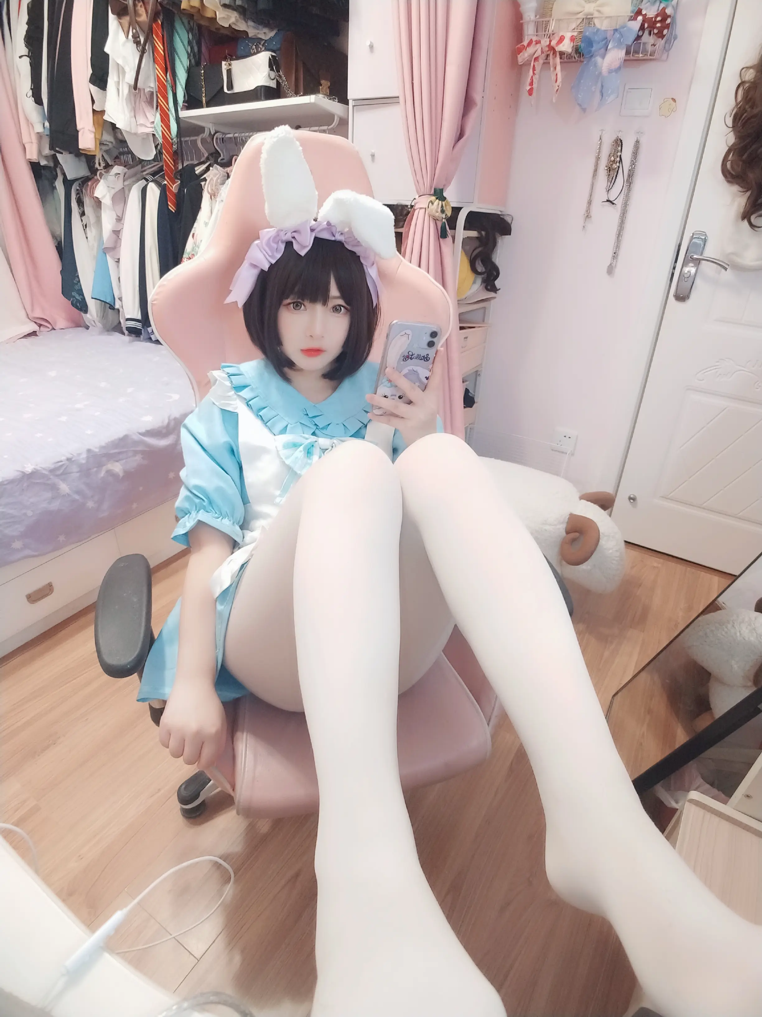 古川 蓝色兔儿女仆 [49P]