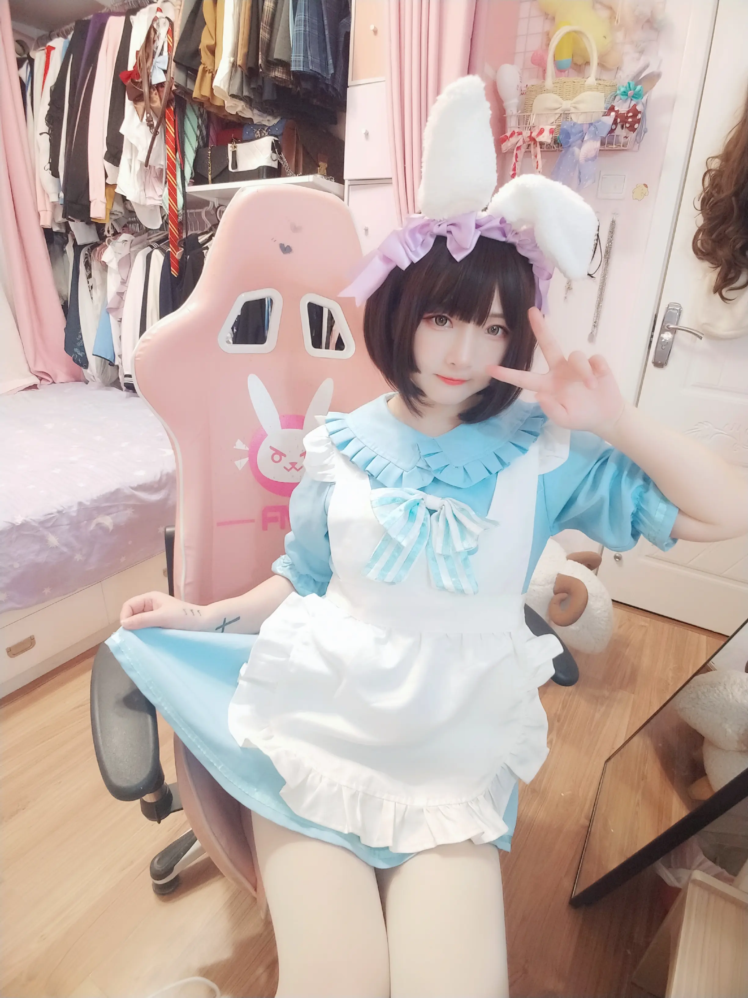 古川 蓝色兔儿女仆 [49P]