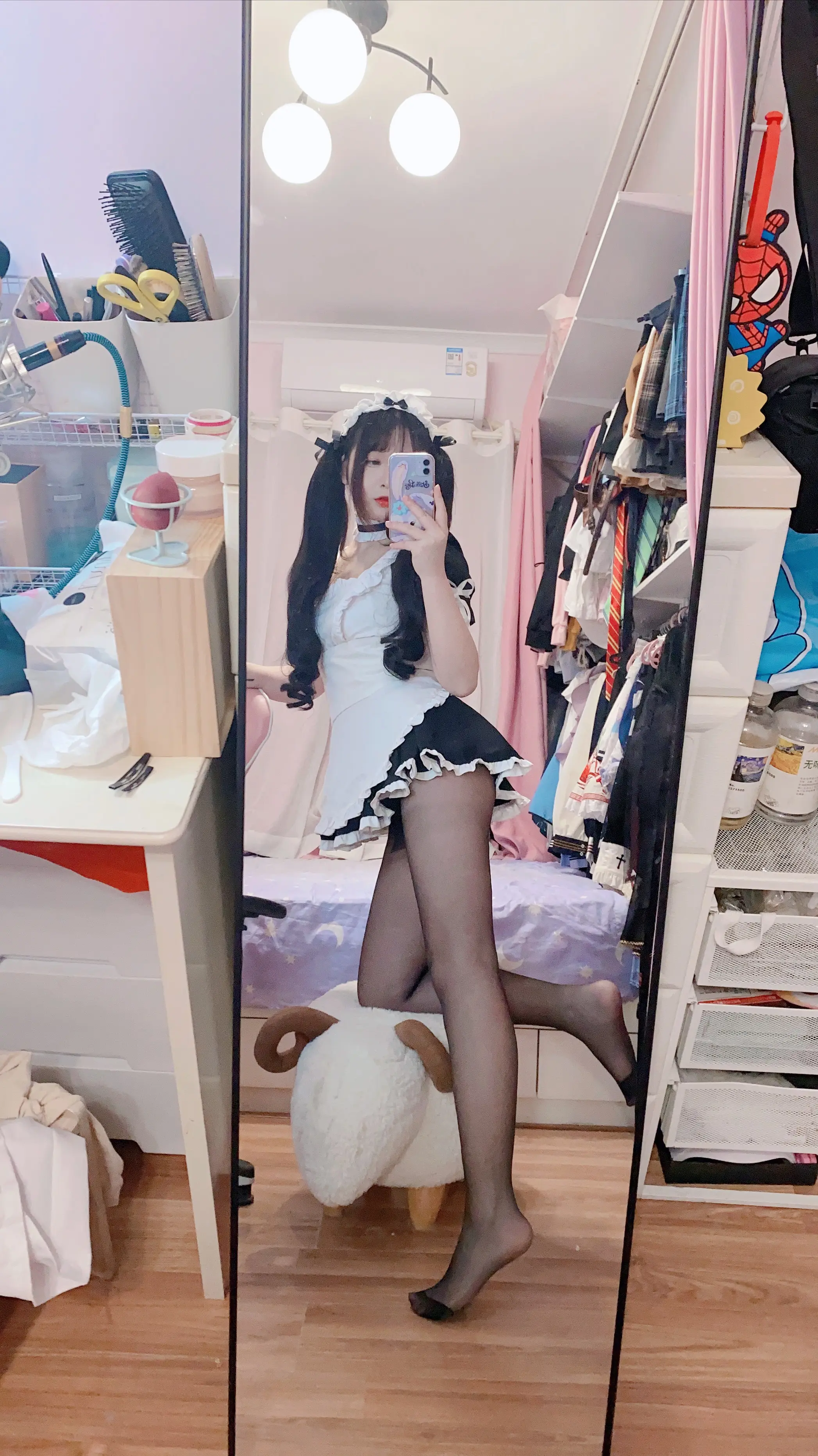 古川 黑丝女仆 [49P]