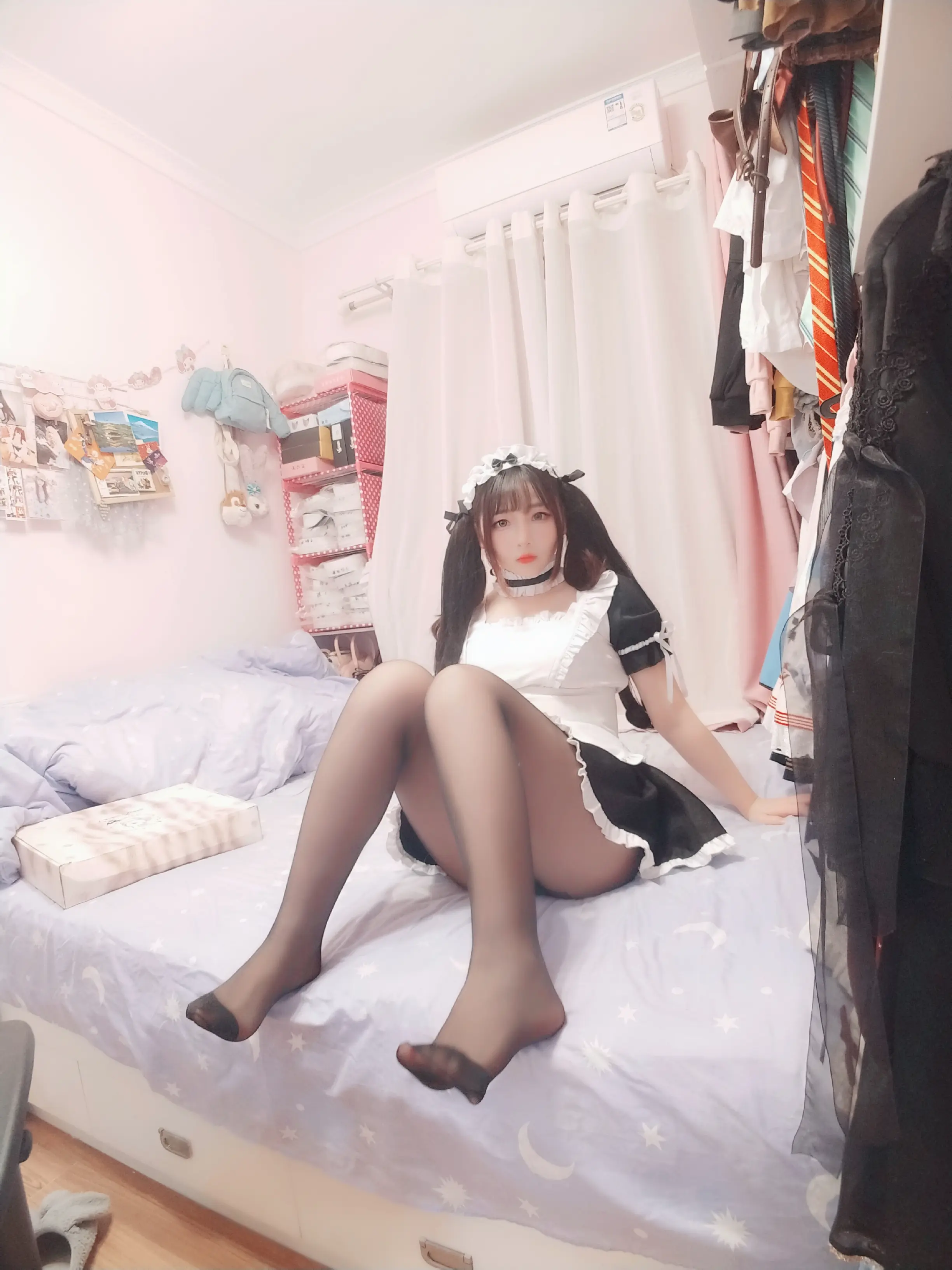 古川 黑丝女仆 [49P]