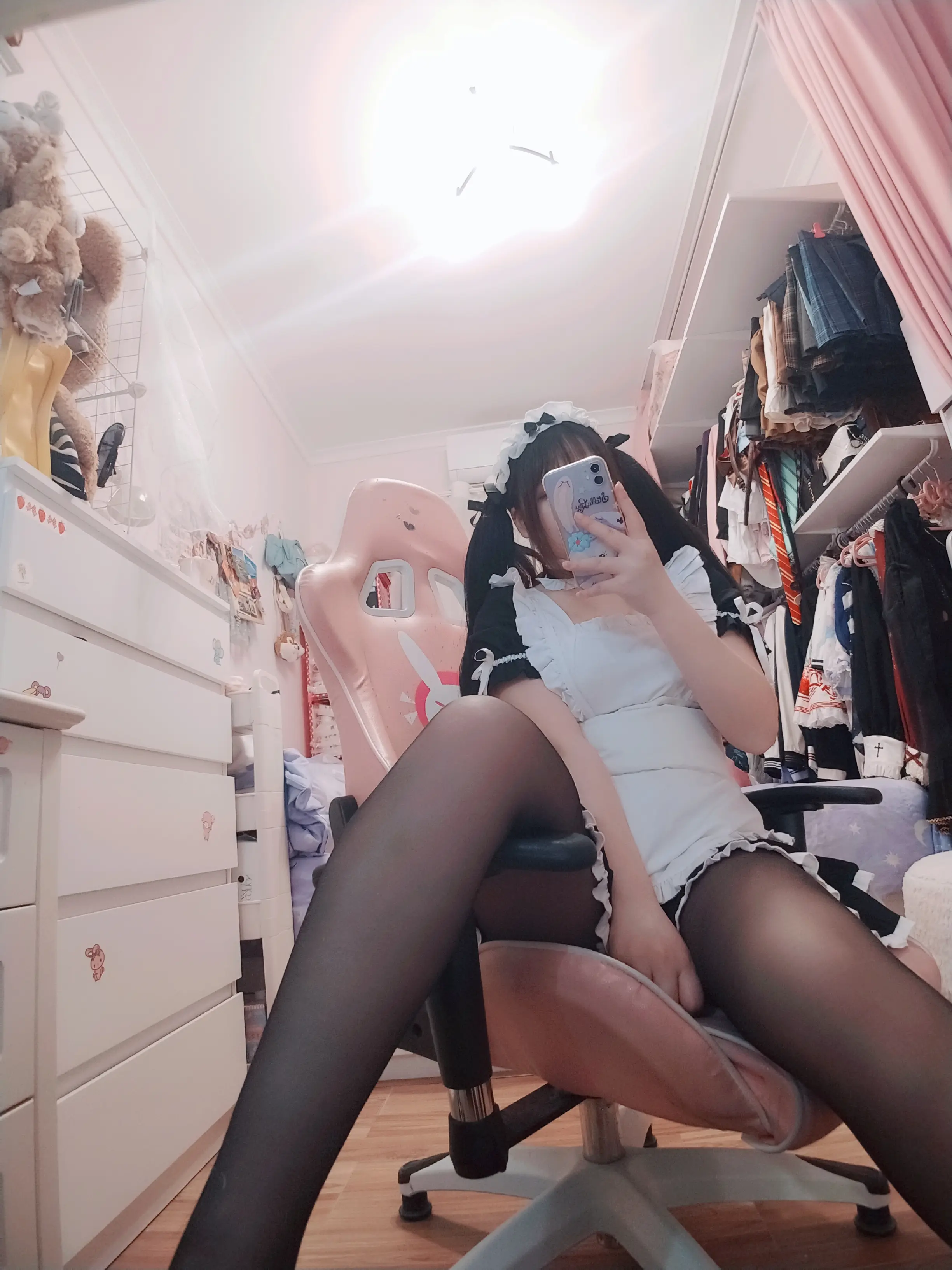 古川 黑丝女仆 [49P]