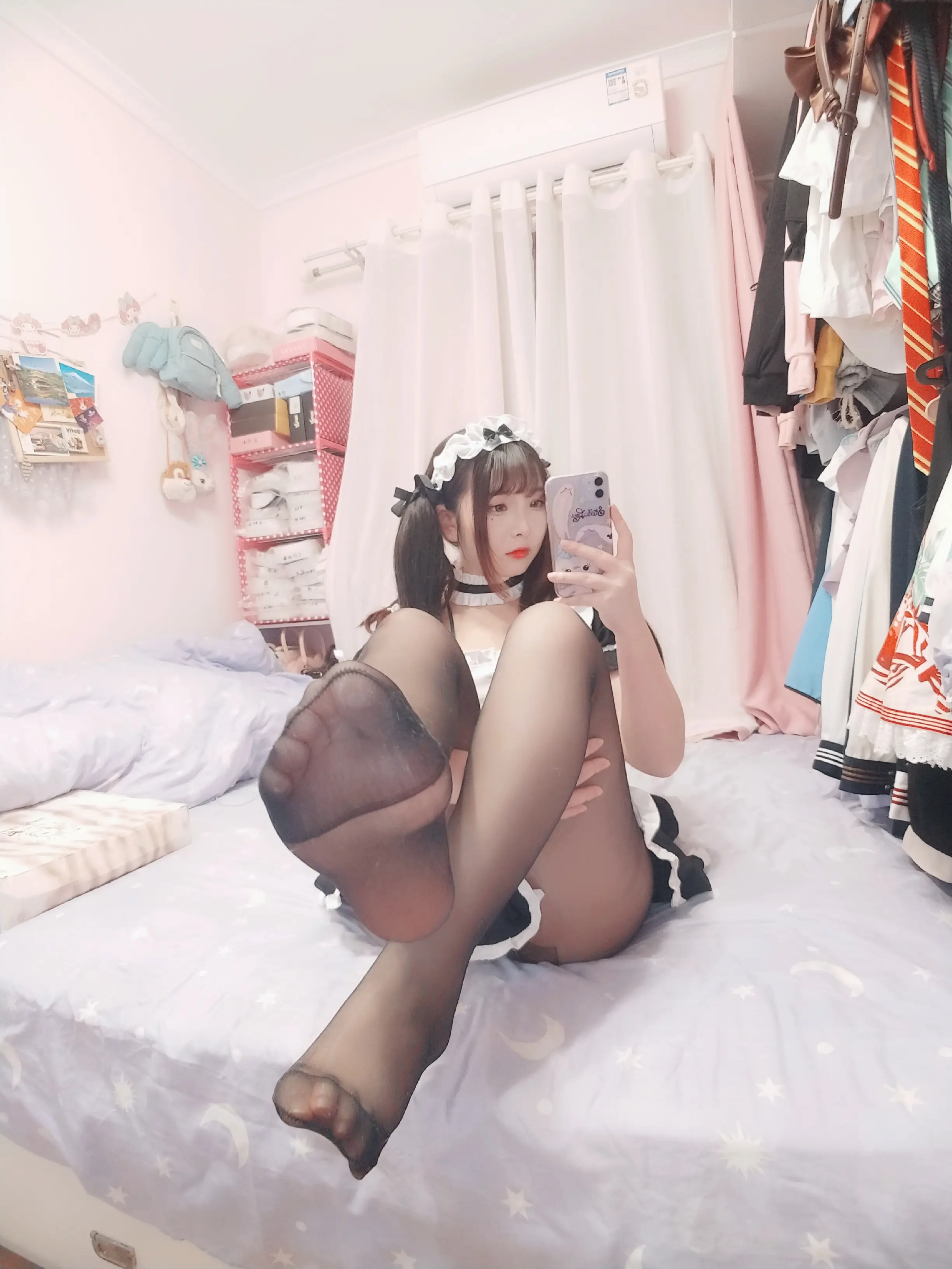 古川 黑丝女仆 [49P]