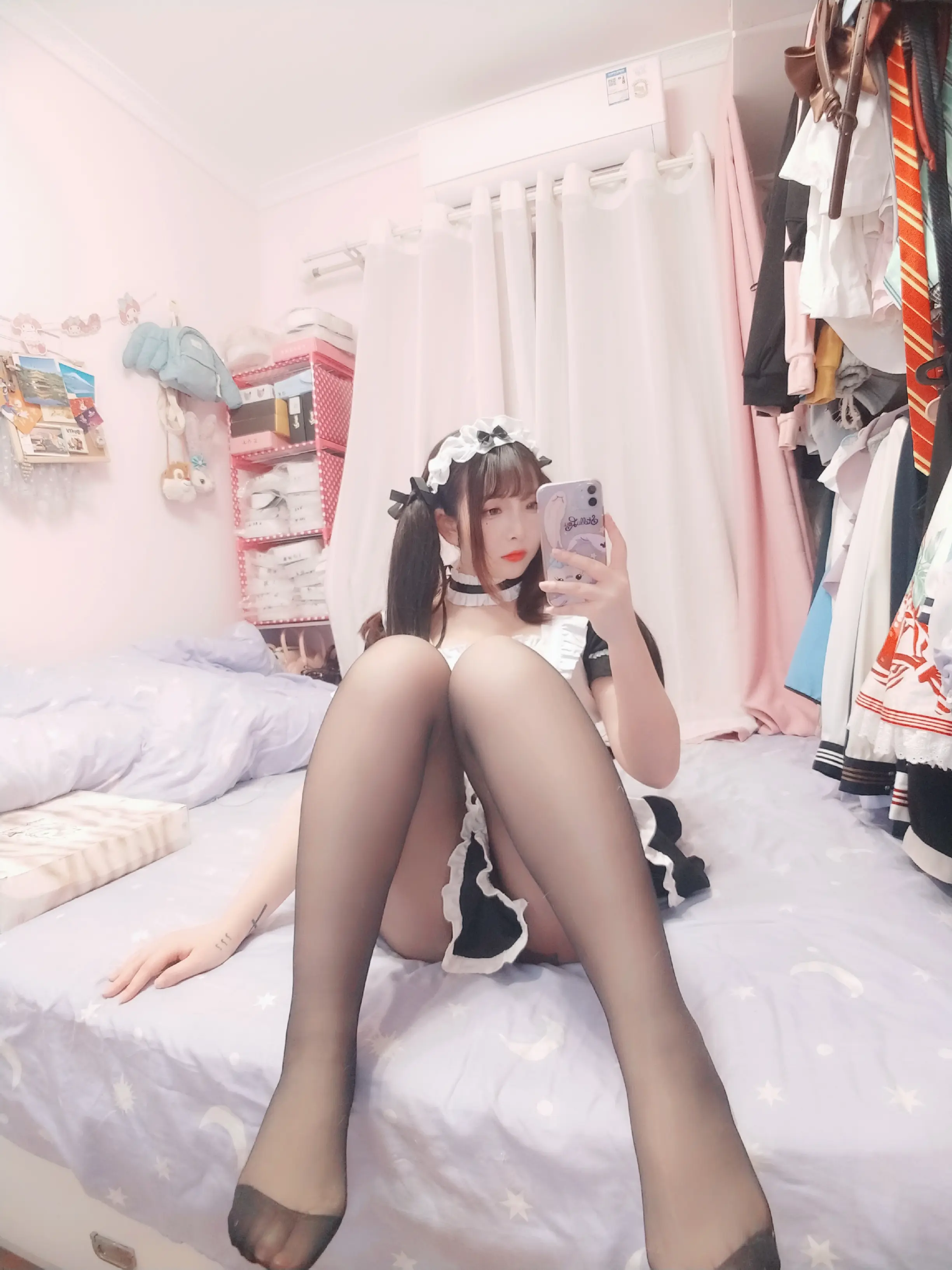 古川 黑丝女仆 [49P]