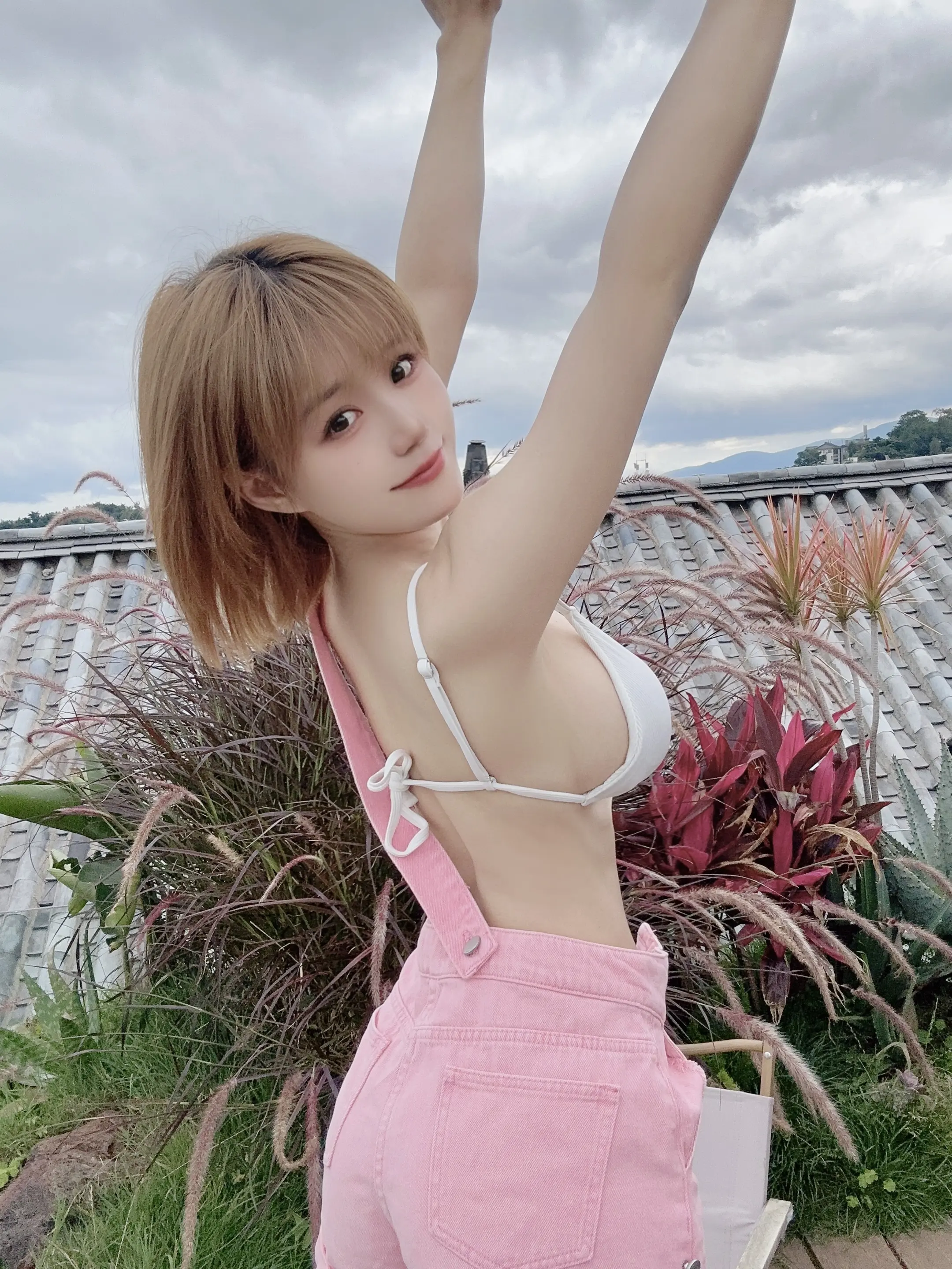 小仓千代w 粉色背带裤🎀part2 [17P]