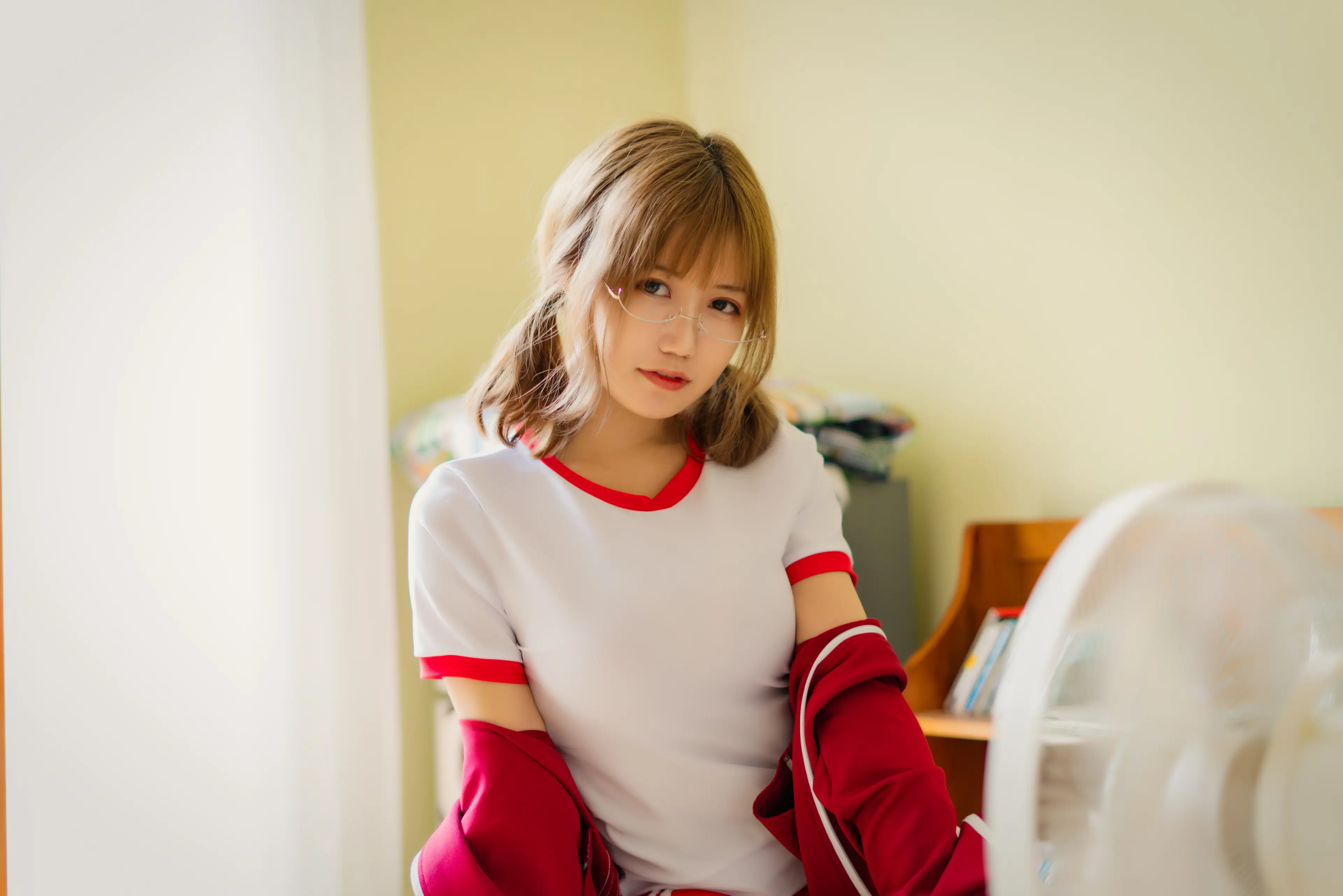 小仓千代w 红色体操服 [48P]