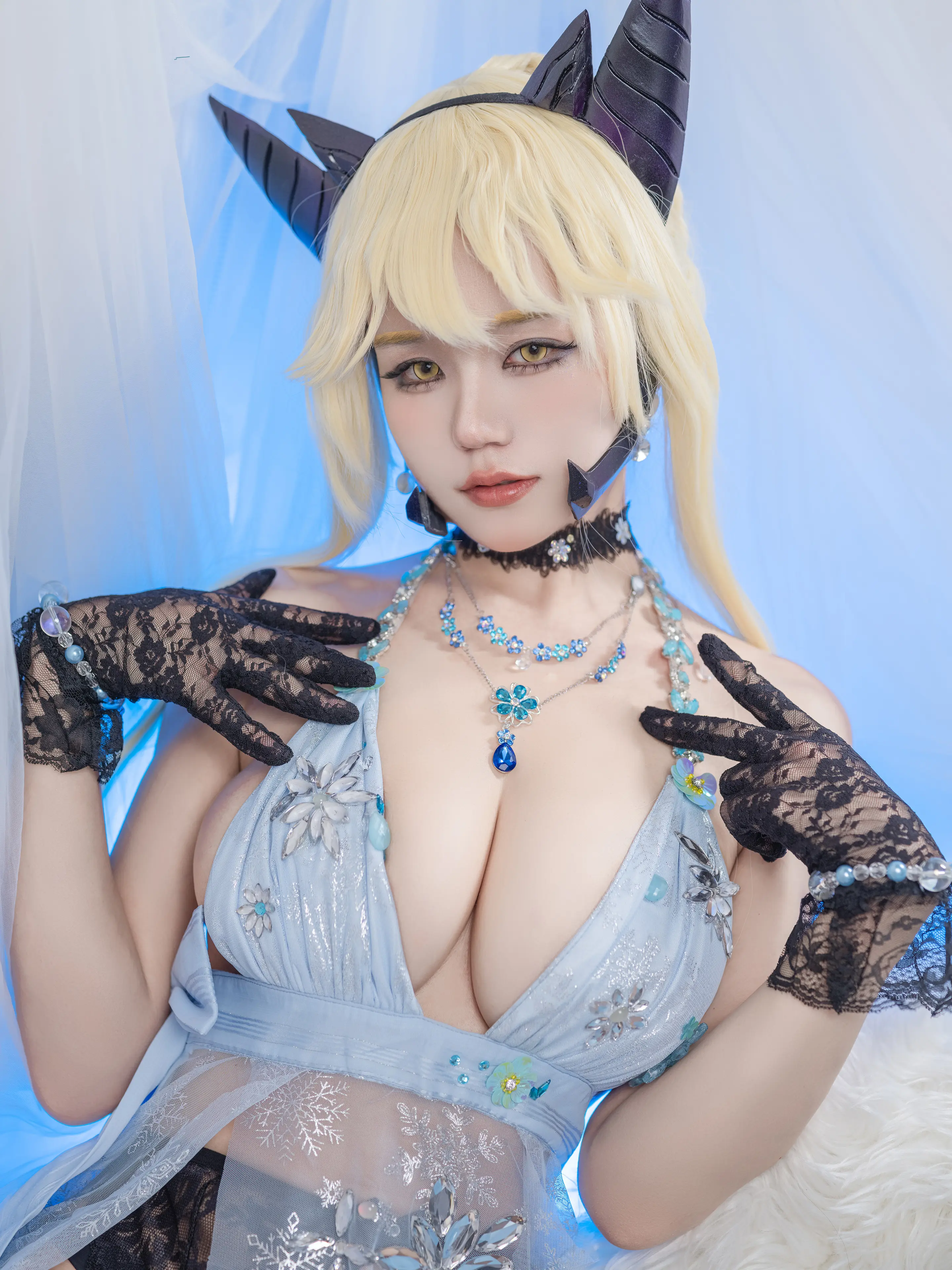 小仓千代w 2023年11月Patreon (4套) [133P]