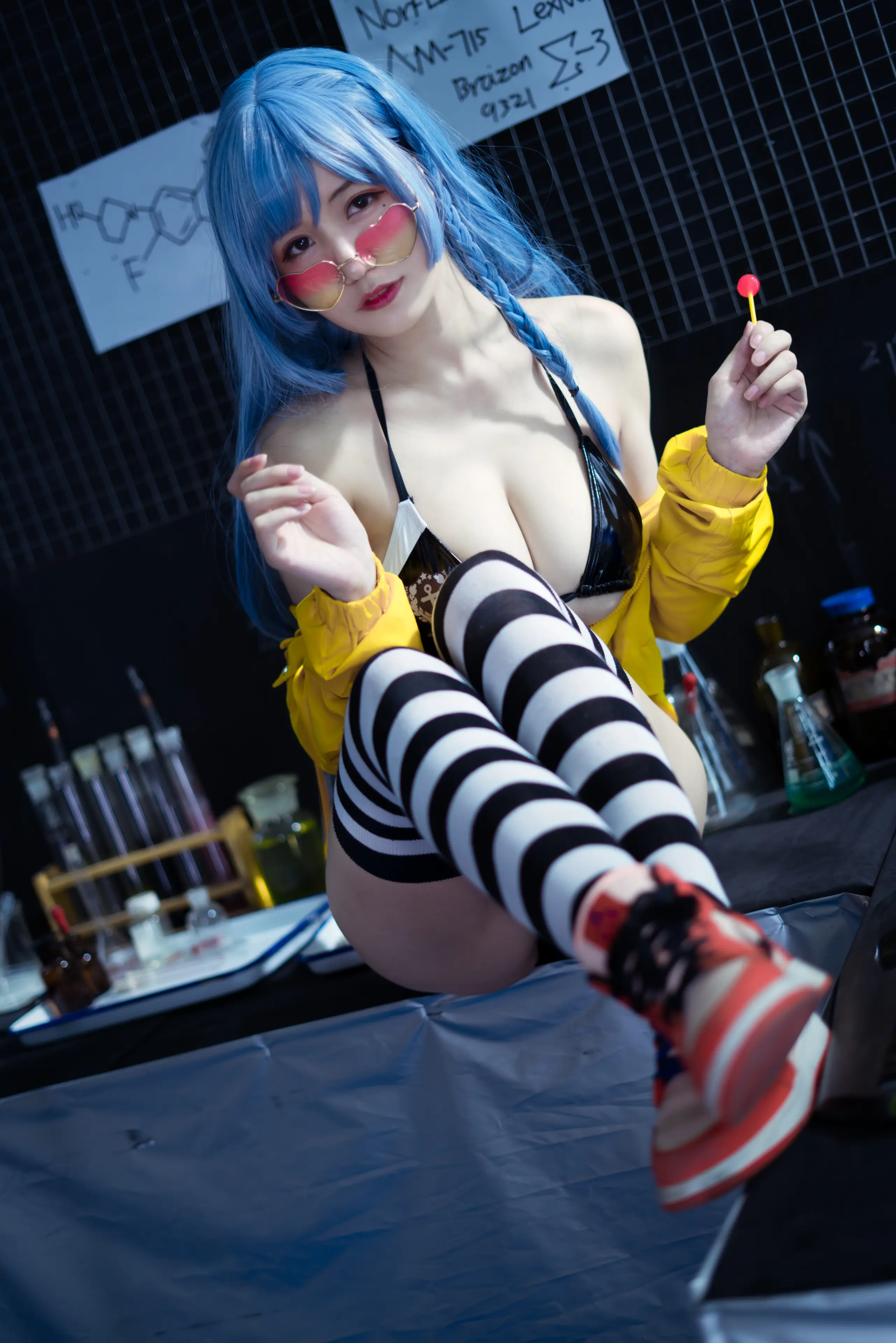 小仓千代w 6月舰长写真 [40P]