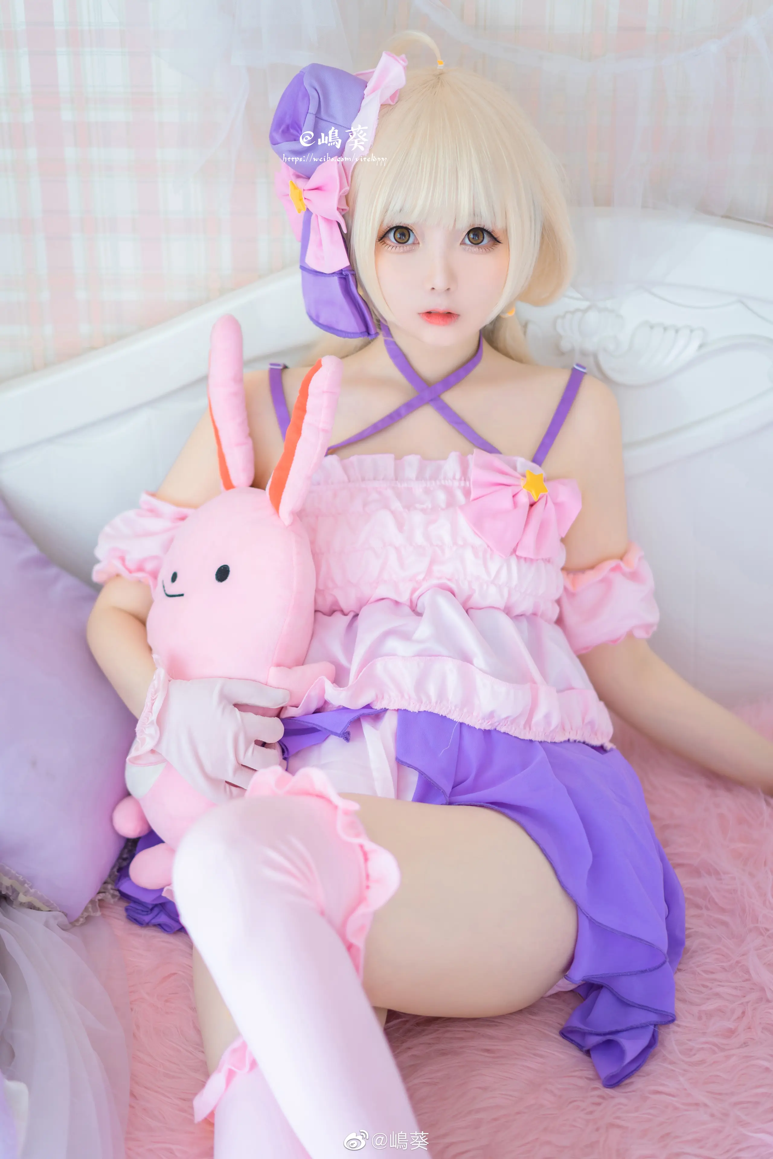 嶋葵 双叶杏打歌服 [8P]