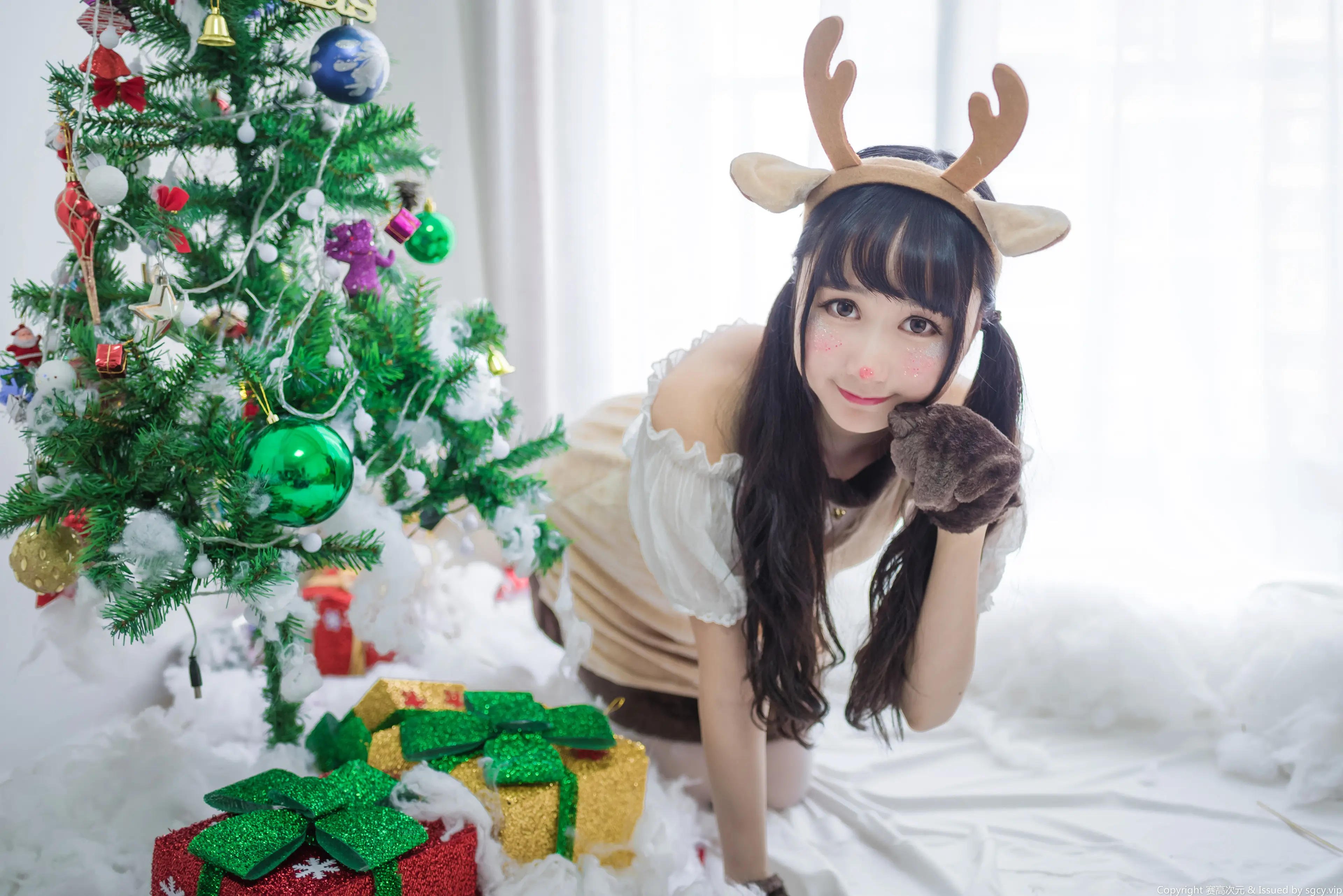 木绵绵 圣诞老人和驯鹿酱 [46P]