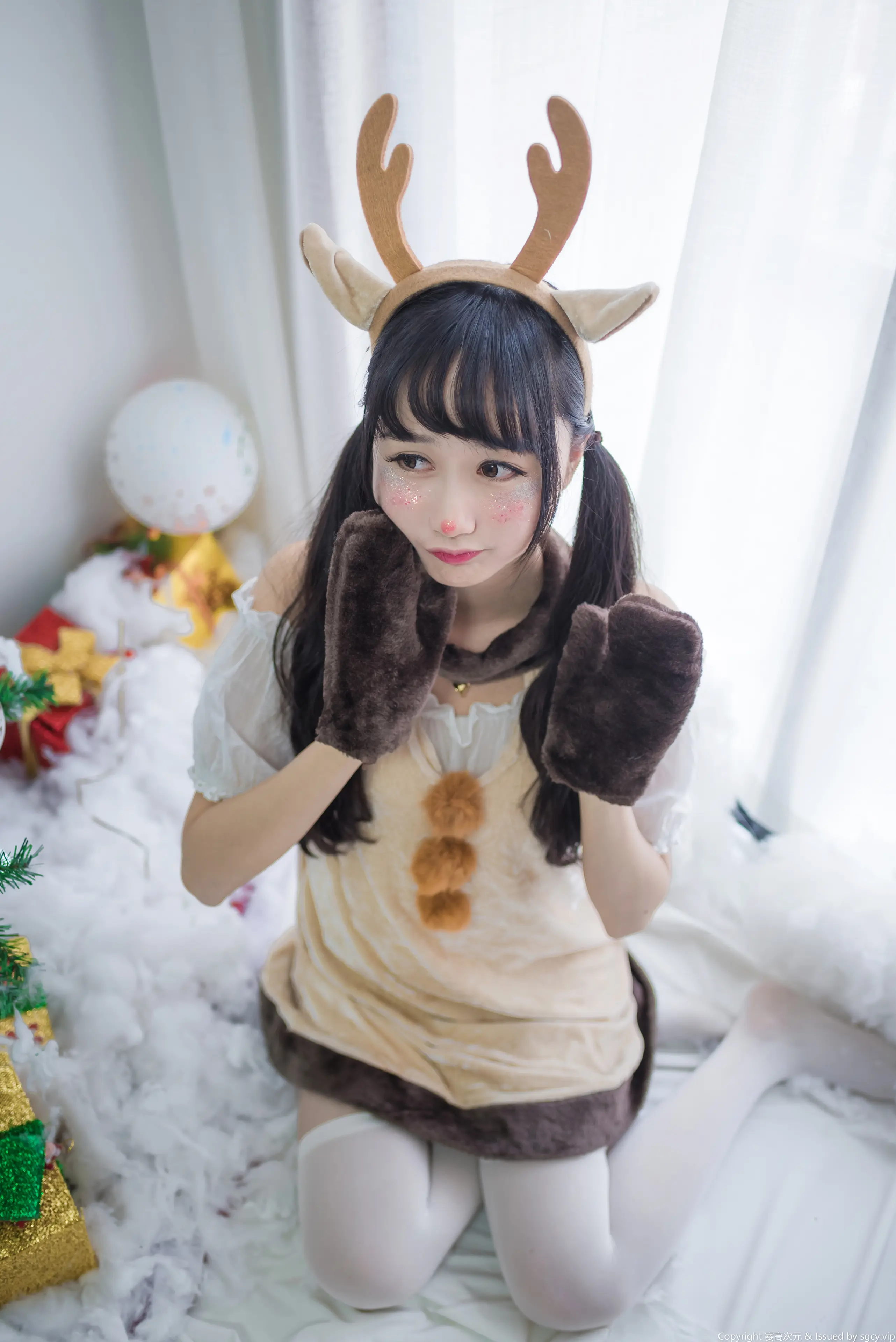 木绵绵 圣诞老人和驯鹿酱 [46P]