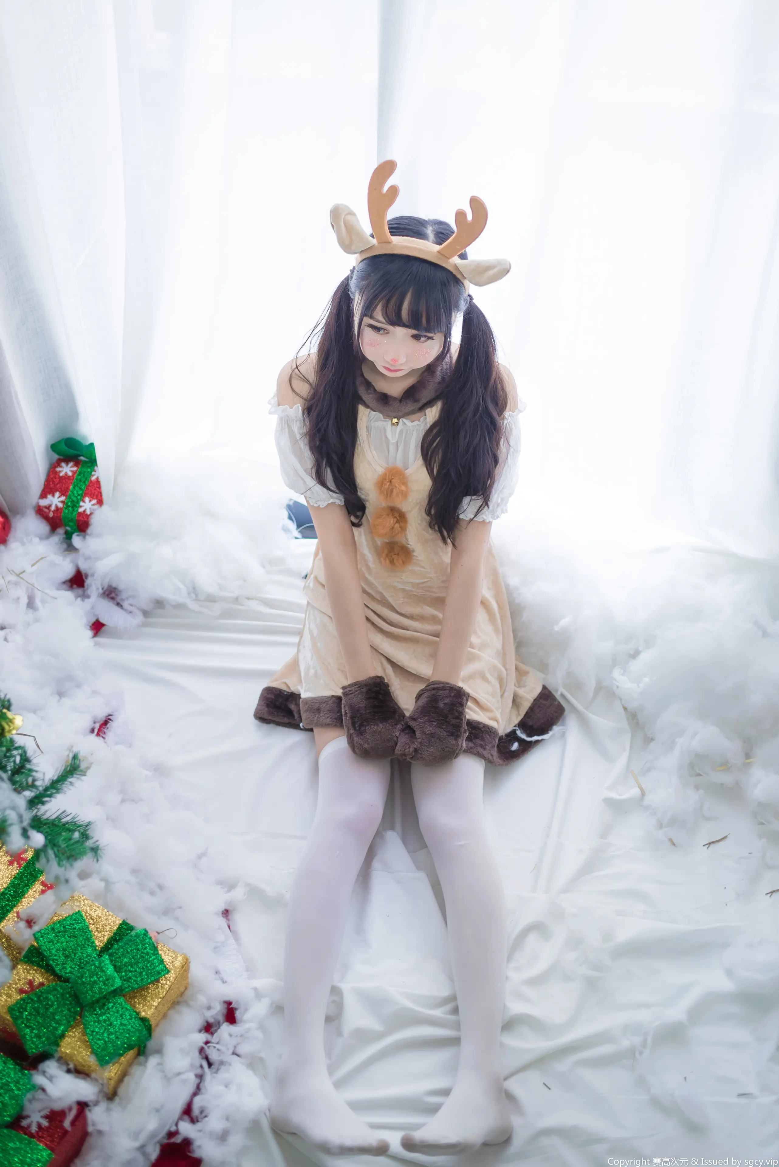 木绵绵 圣诞老人和驯鹿酱 [46P]