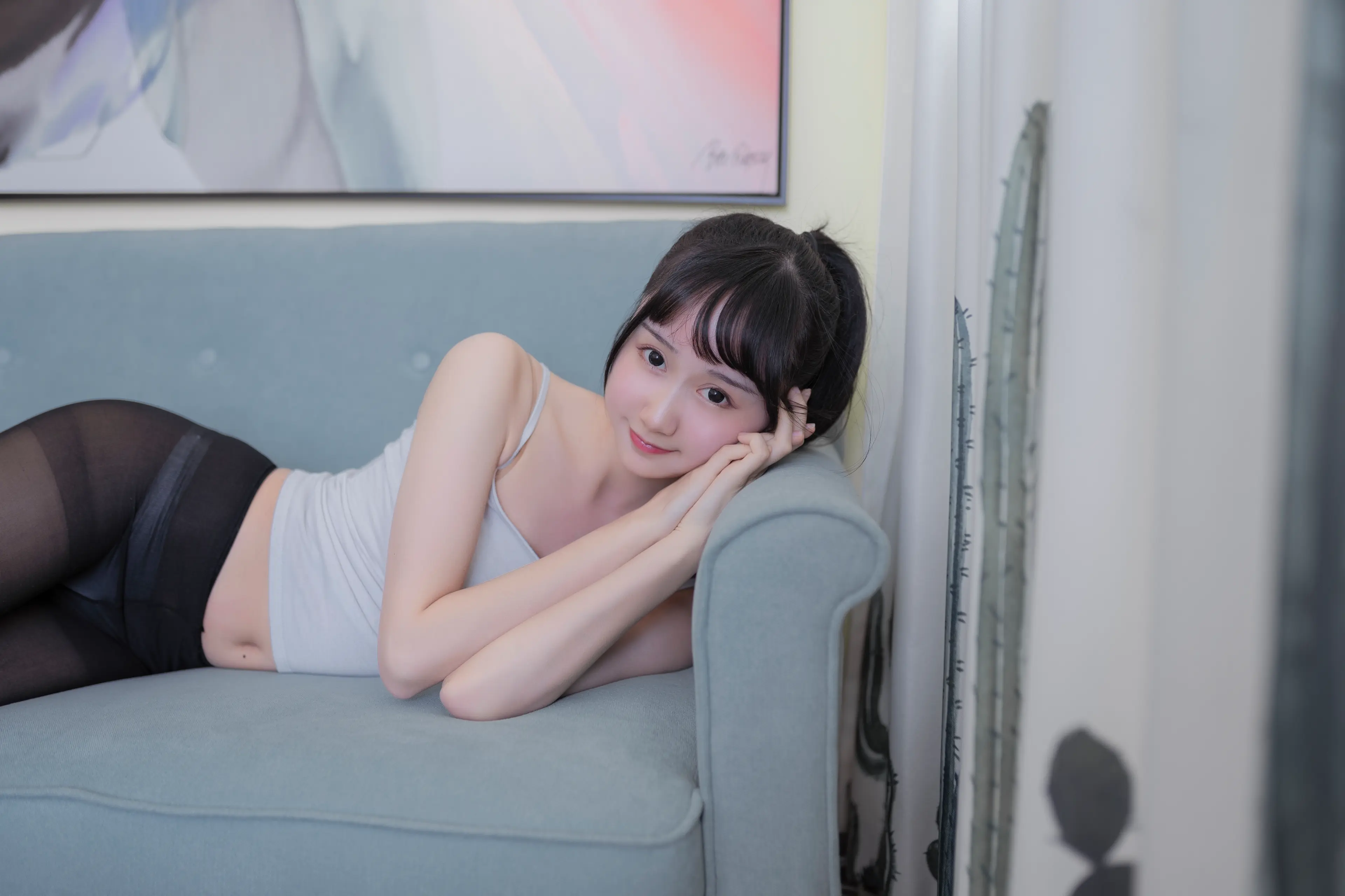 木绵绵 背心黑丝居家写真 [40P]