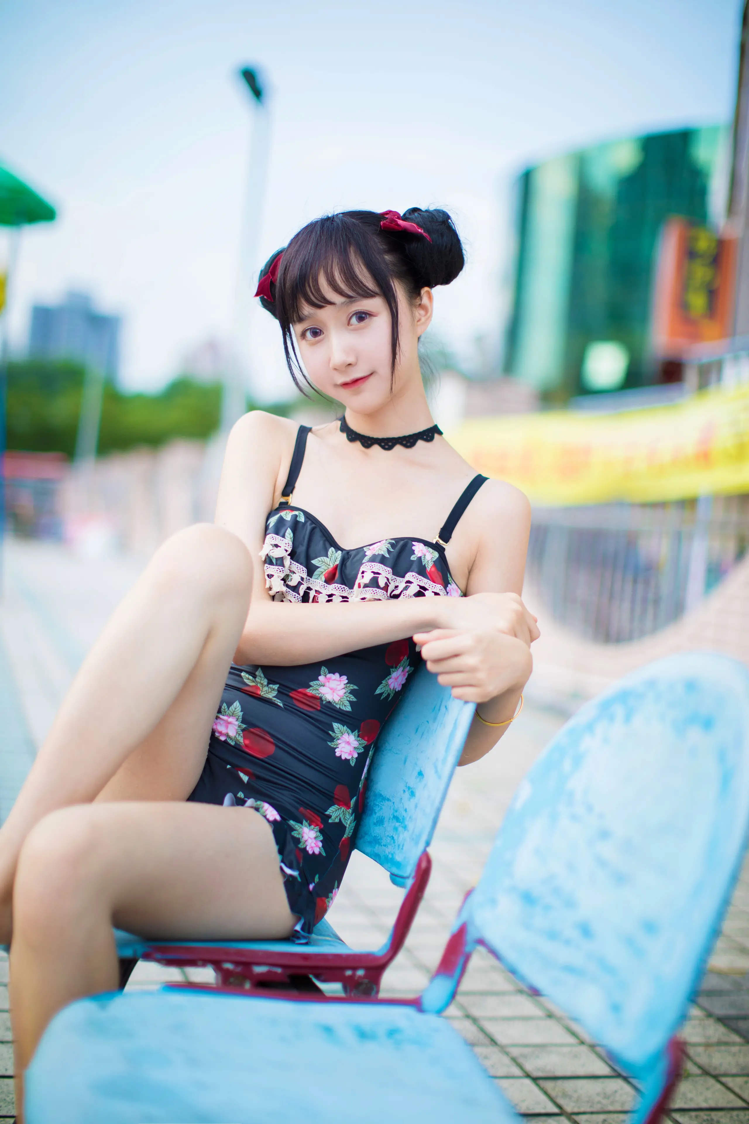 木绵绵 草莓泳衣 [40P]