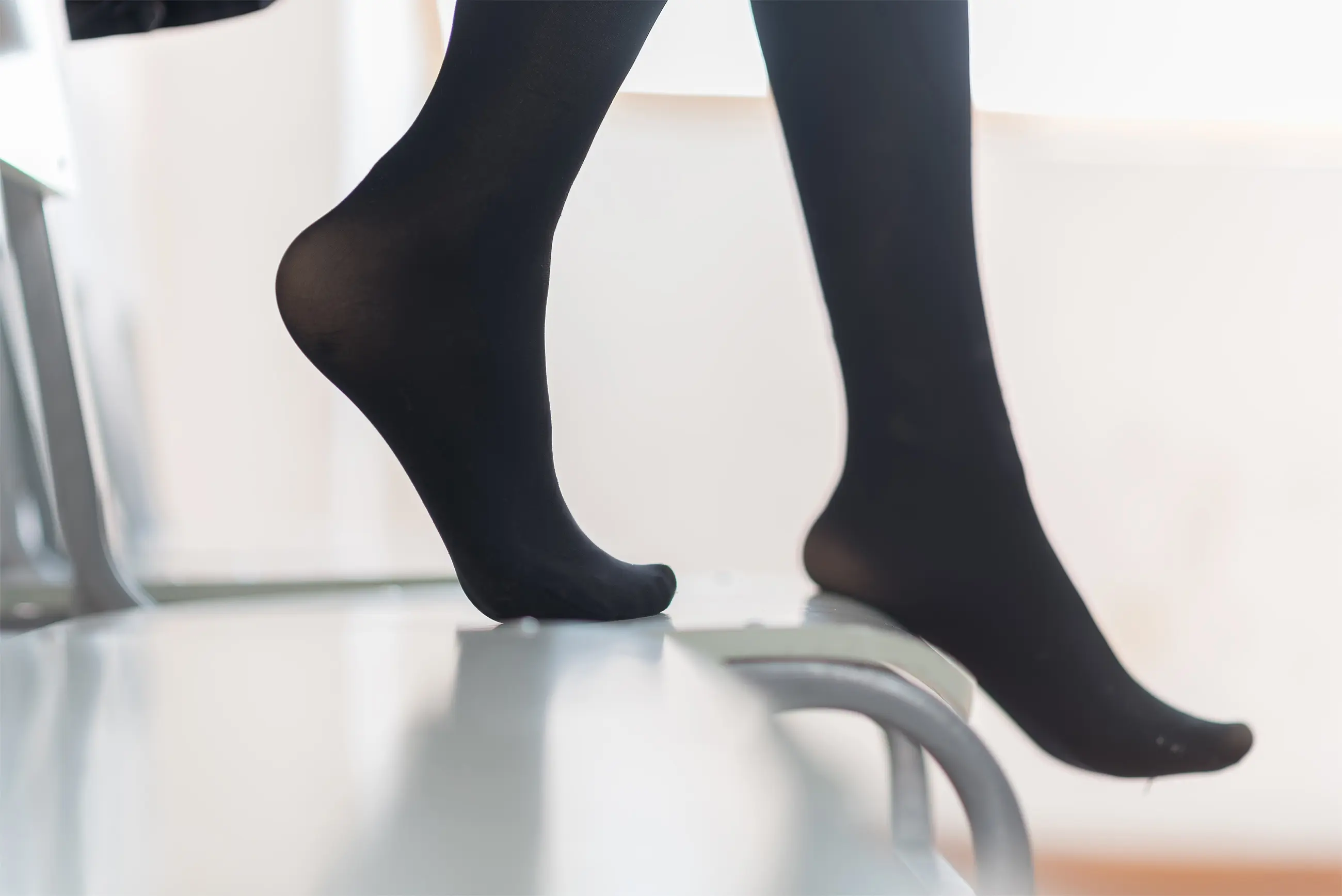 木绵绵 JK黑丝 [47P]