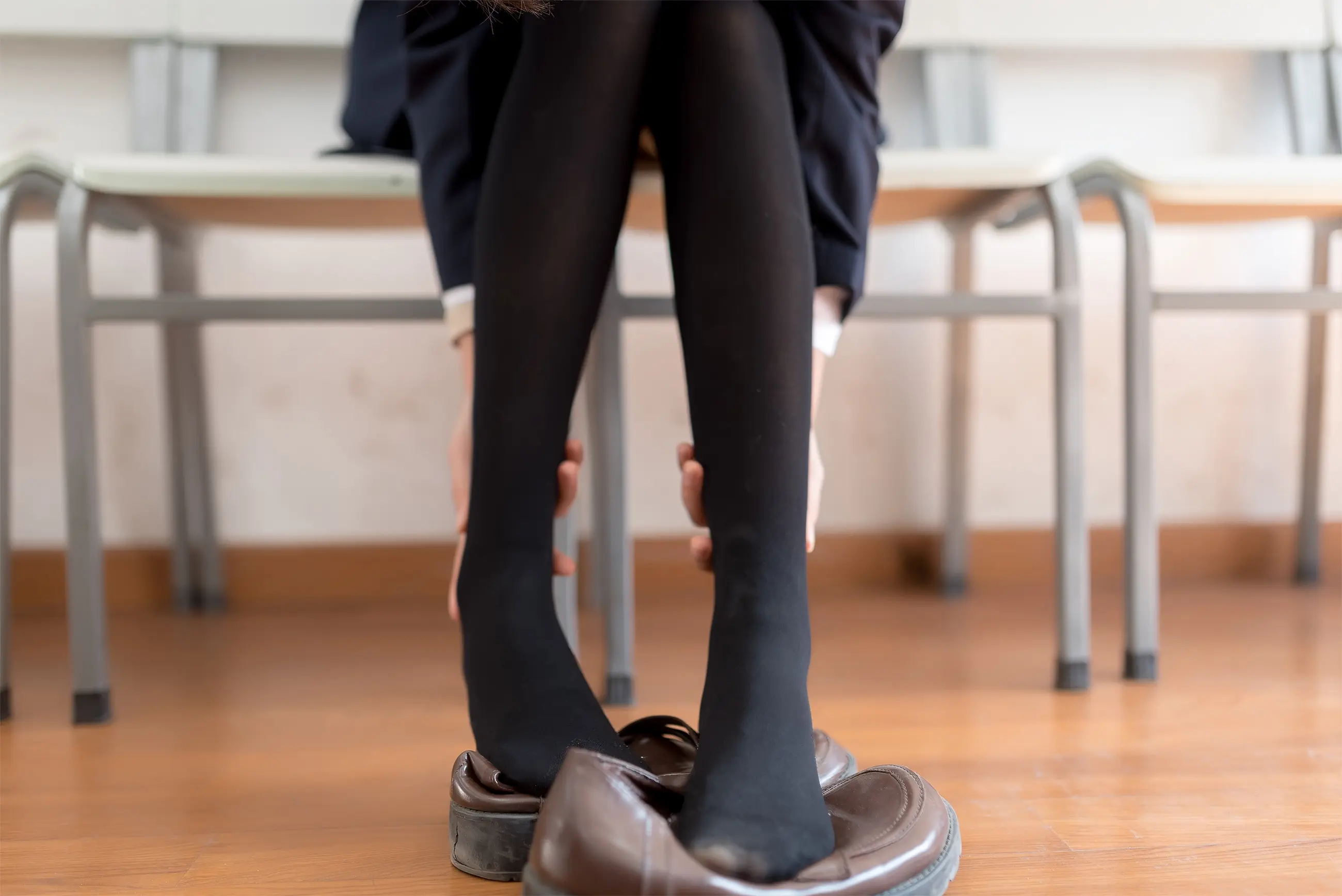 木绵绵 JK黑丝 [47P]