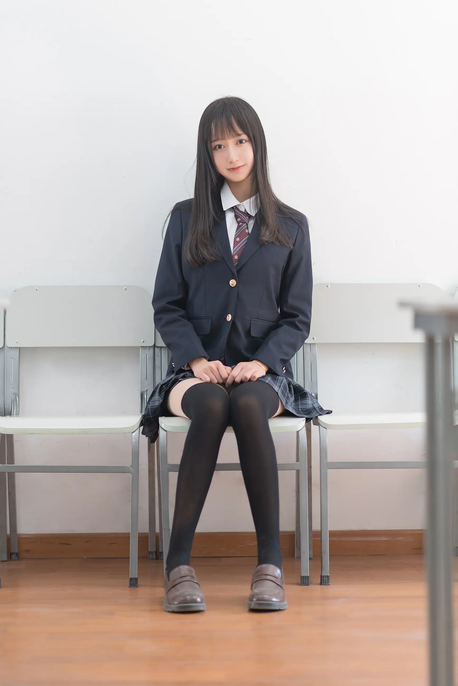 木绵绵 JK黑丝 [47P]