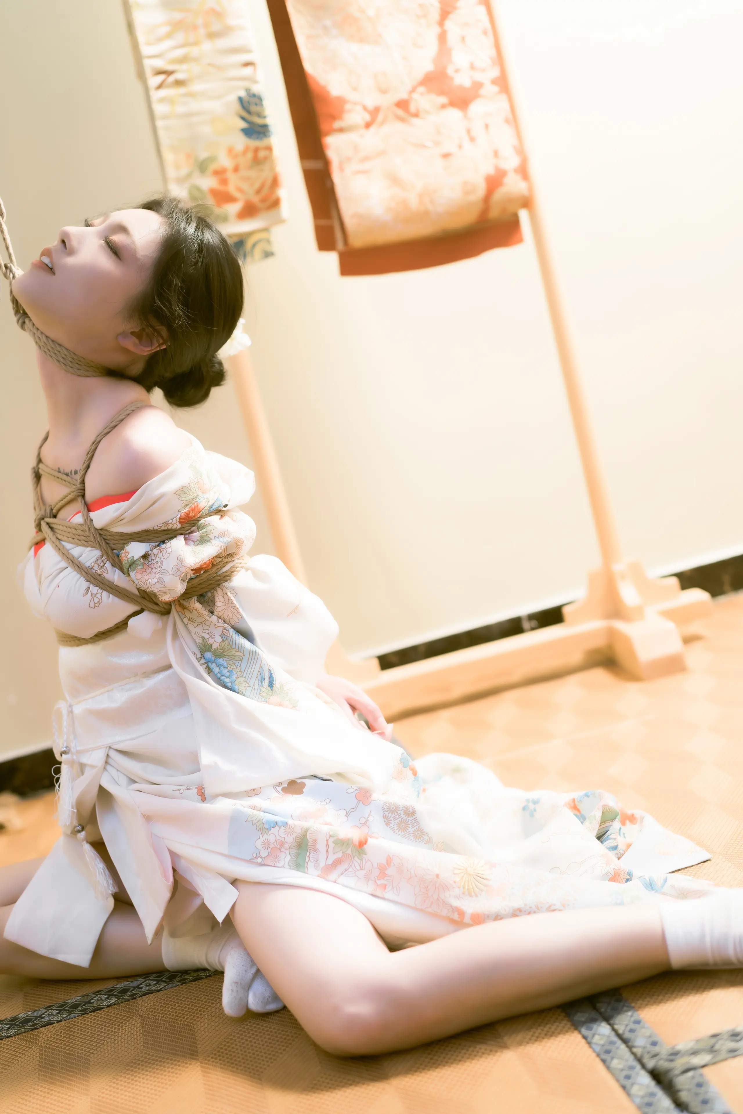 桃良阿宅 紧缚 [56P]