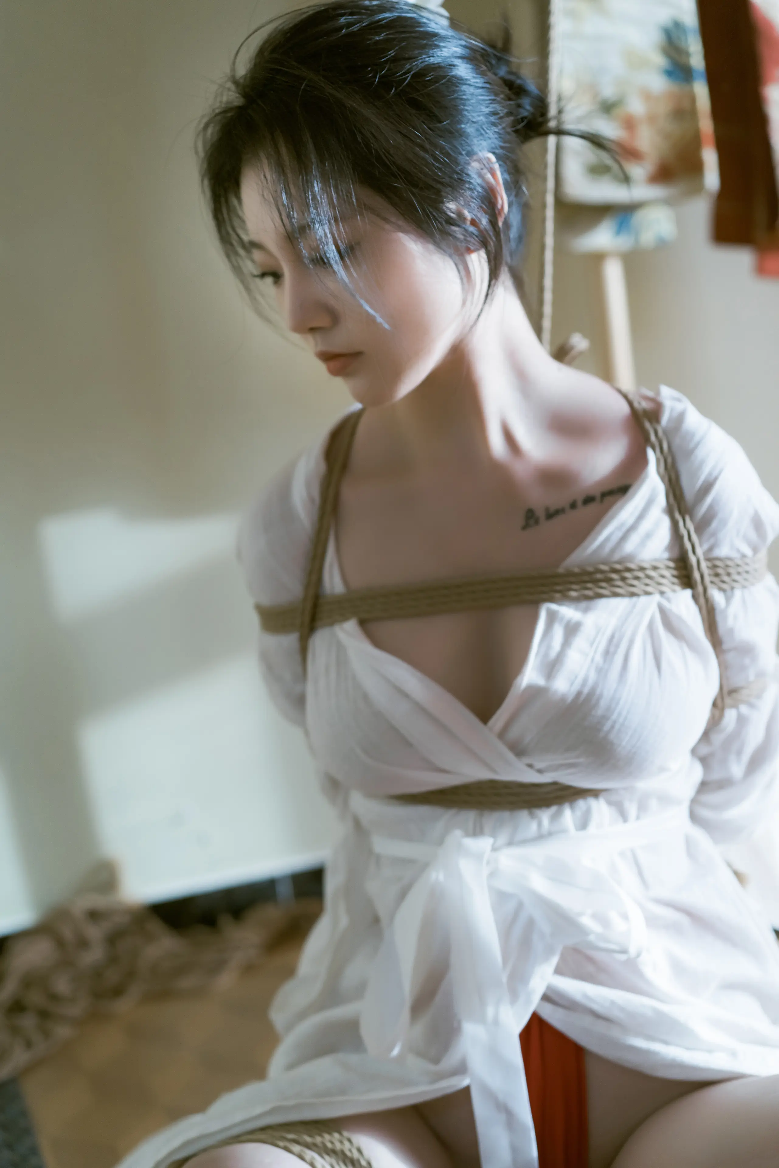 桃良阿宅 紧缚 [56P]