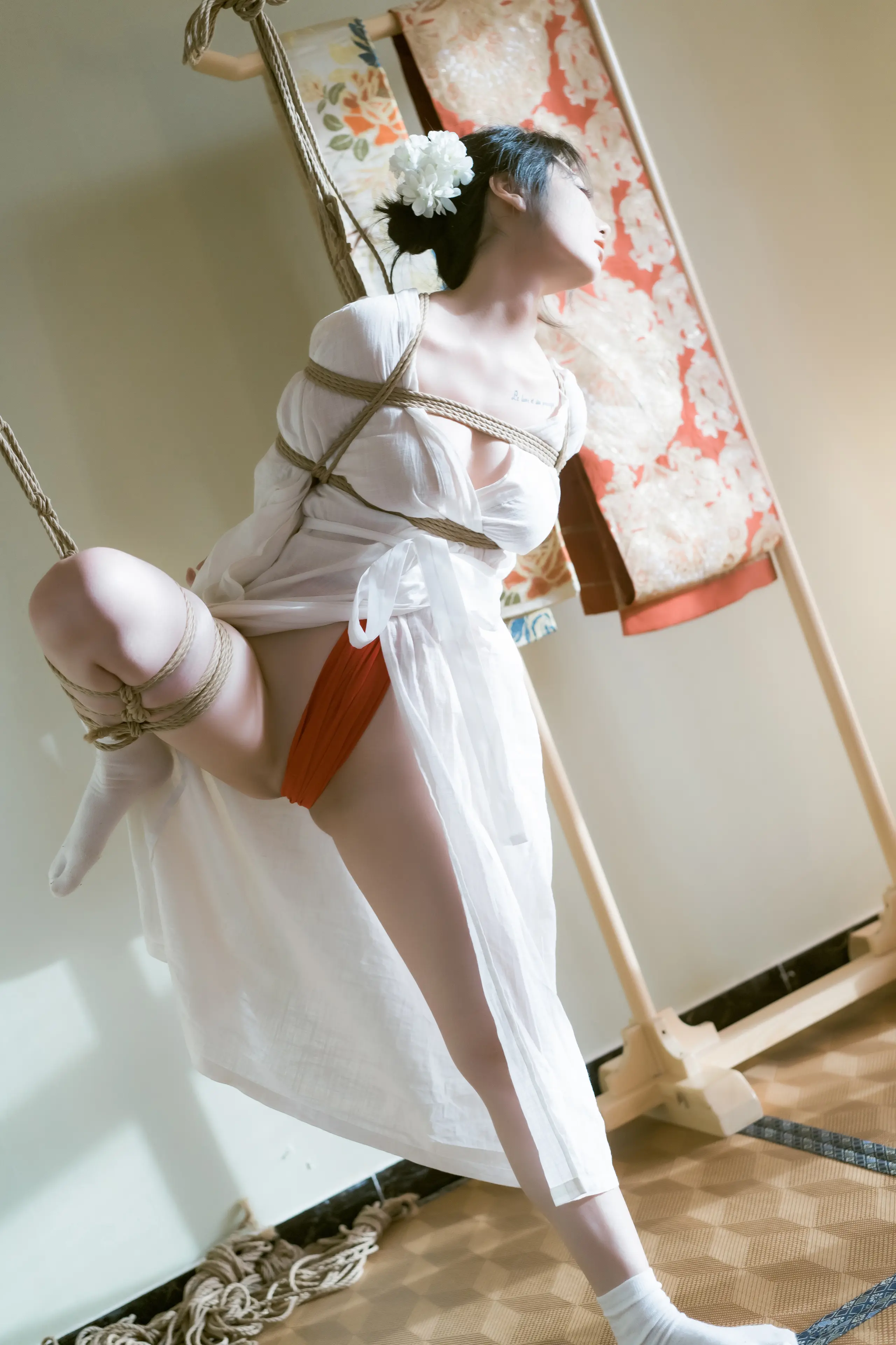 桃良阿宅 紧缚 [56P]