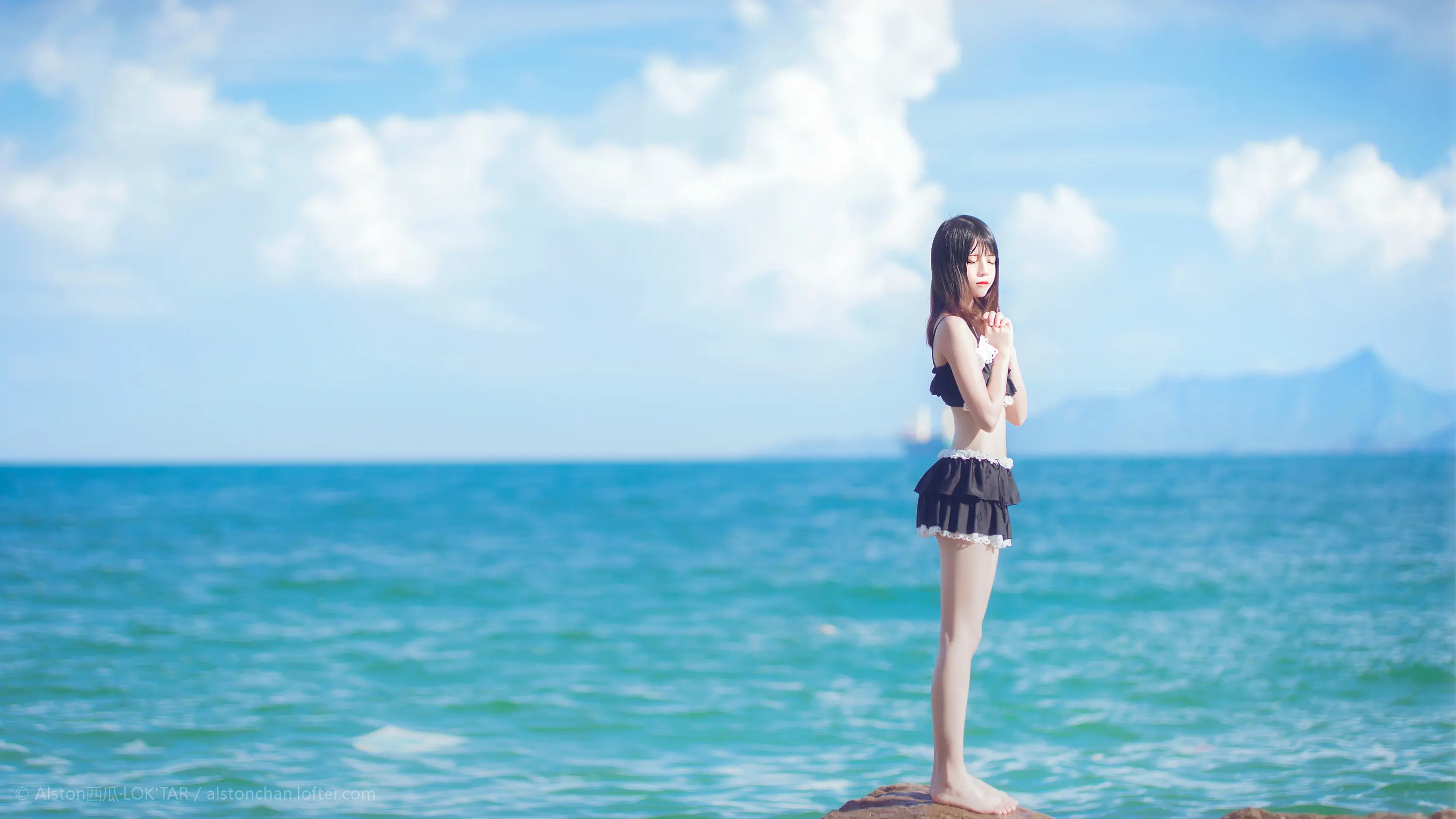 桜桃喵 一起去海边吧 [10P]