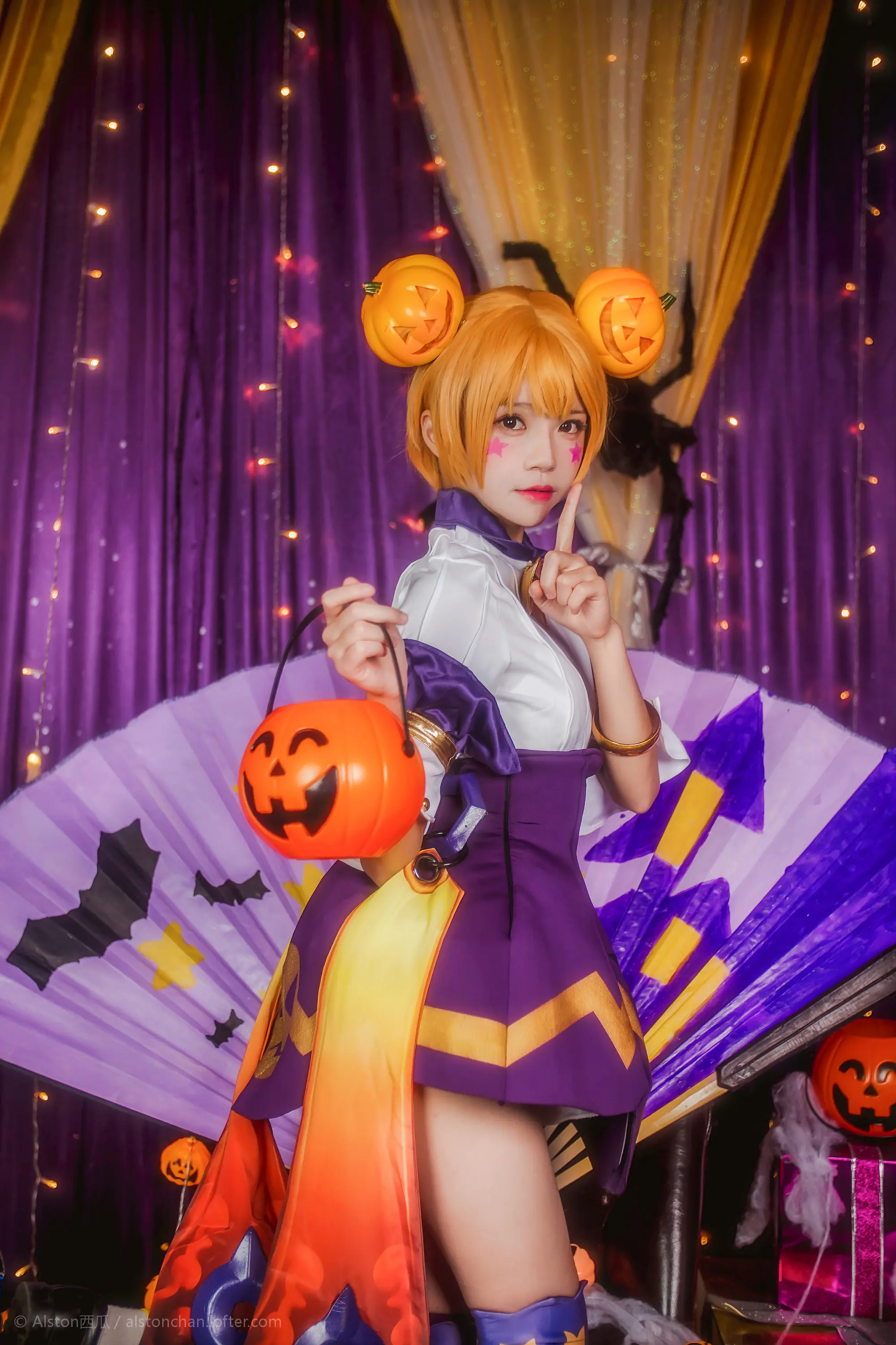 桜桃喵 万圣前夜 [10P]