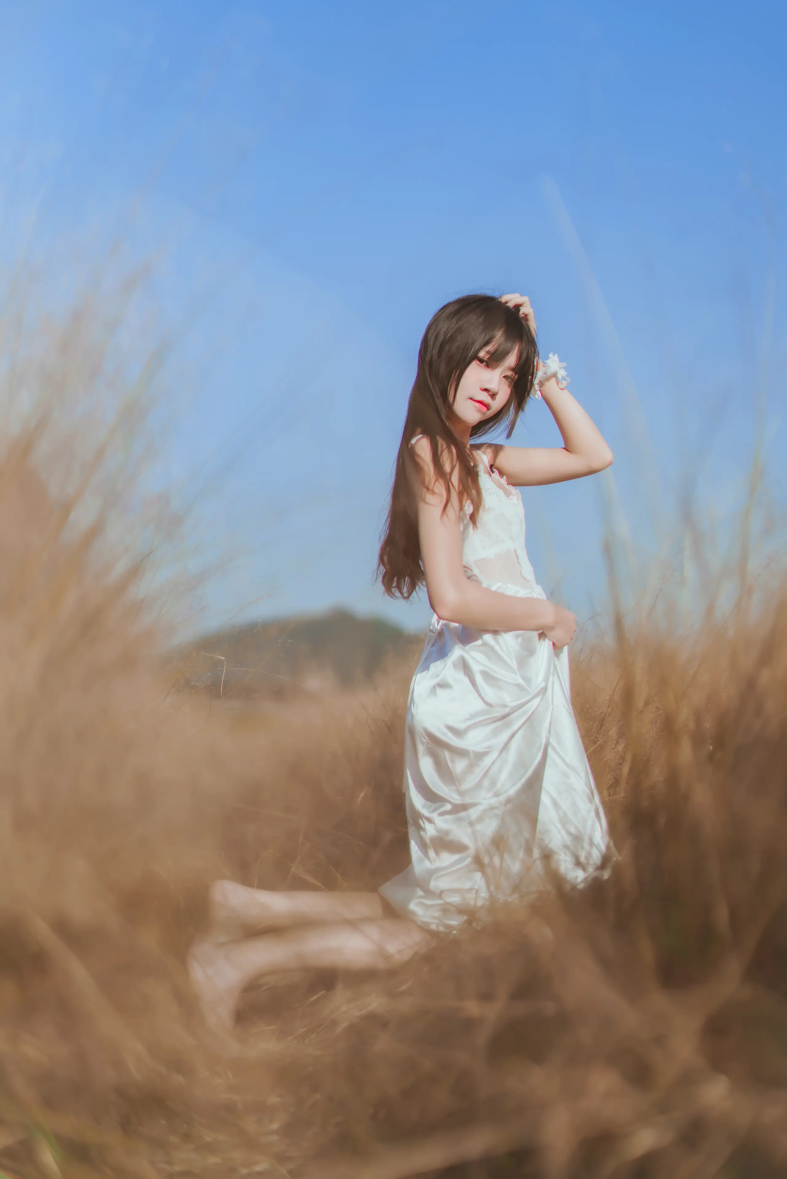 桜桃喵 冬眠 白裙下 [45P]