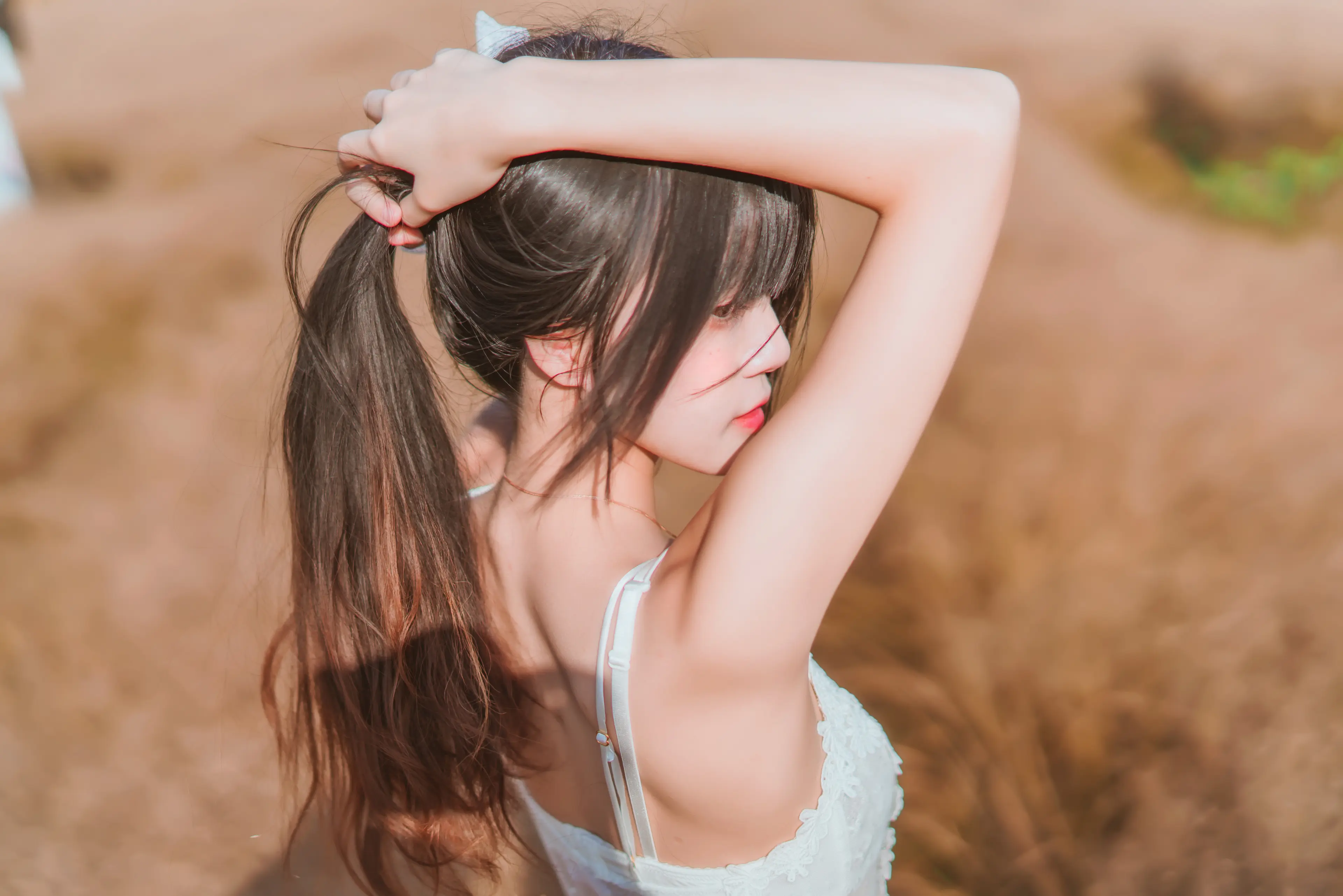 桜桃喵 冬眠 白裙下 [45P]