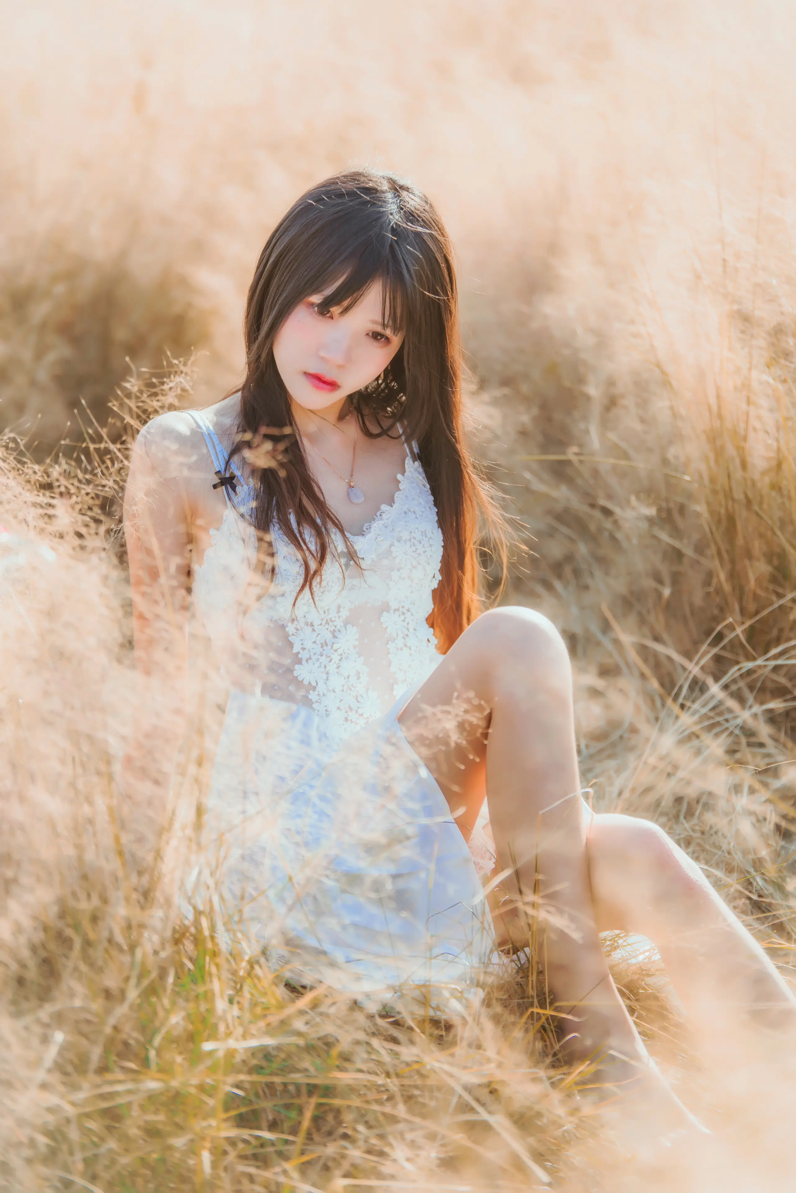 桜桃喵 冬眠 白裙下 [45P]