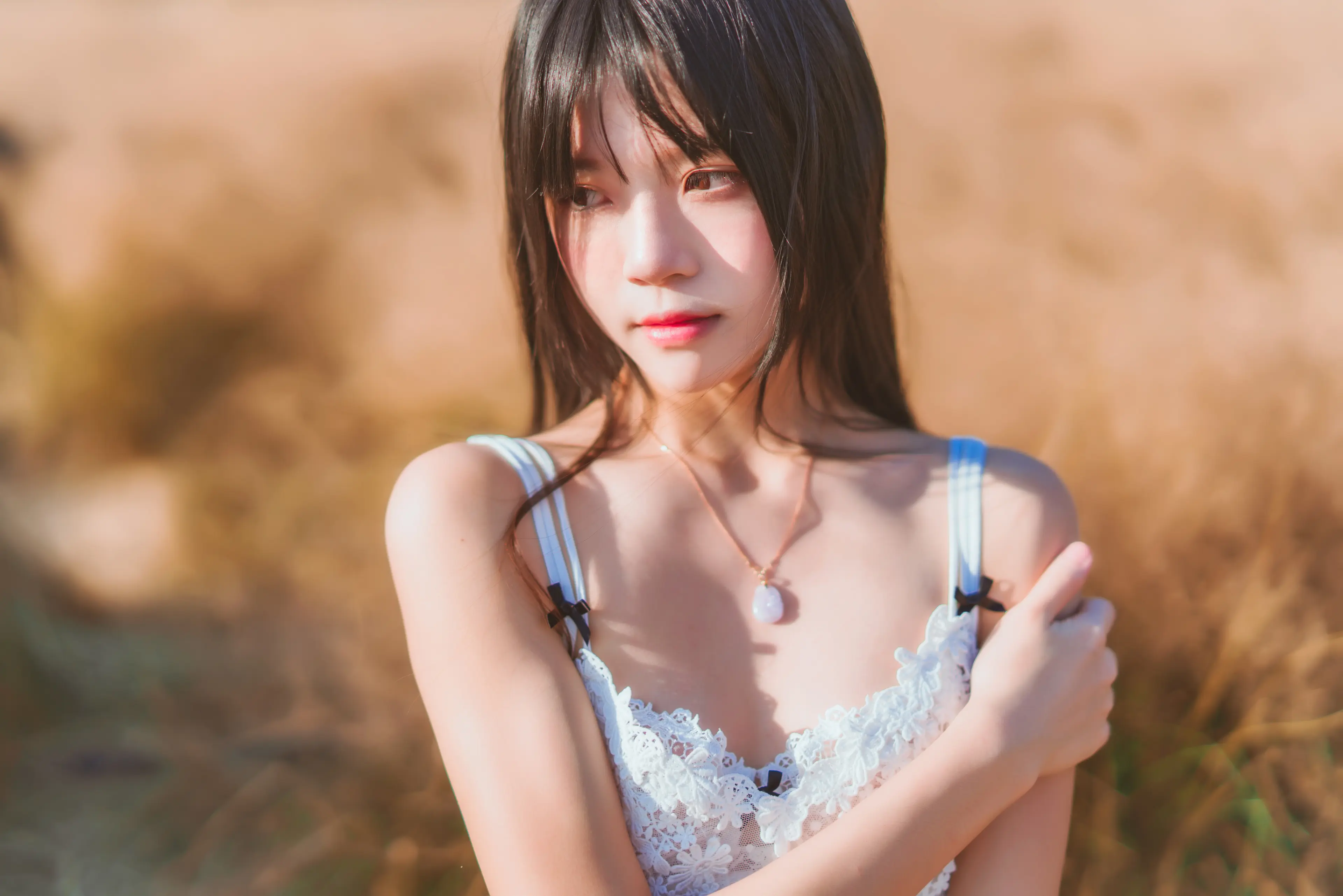 桜桃喵 冬眠 白裙下 [45P]