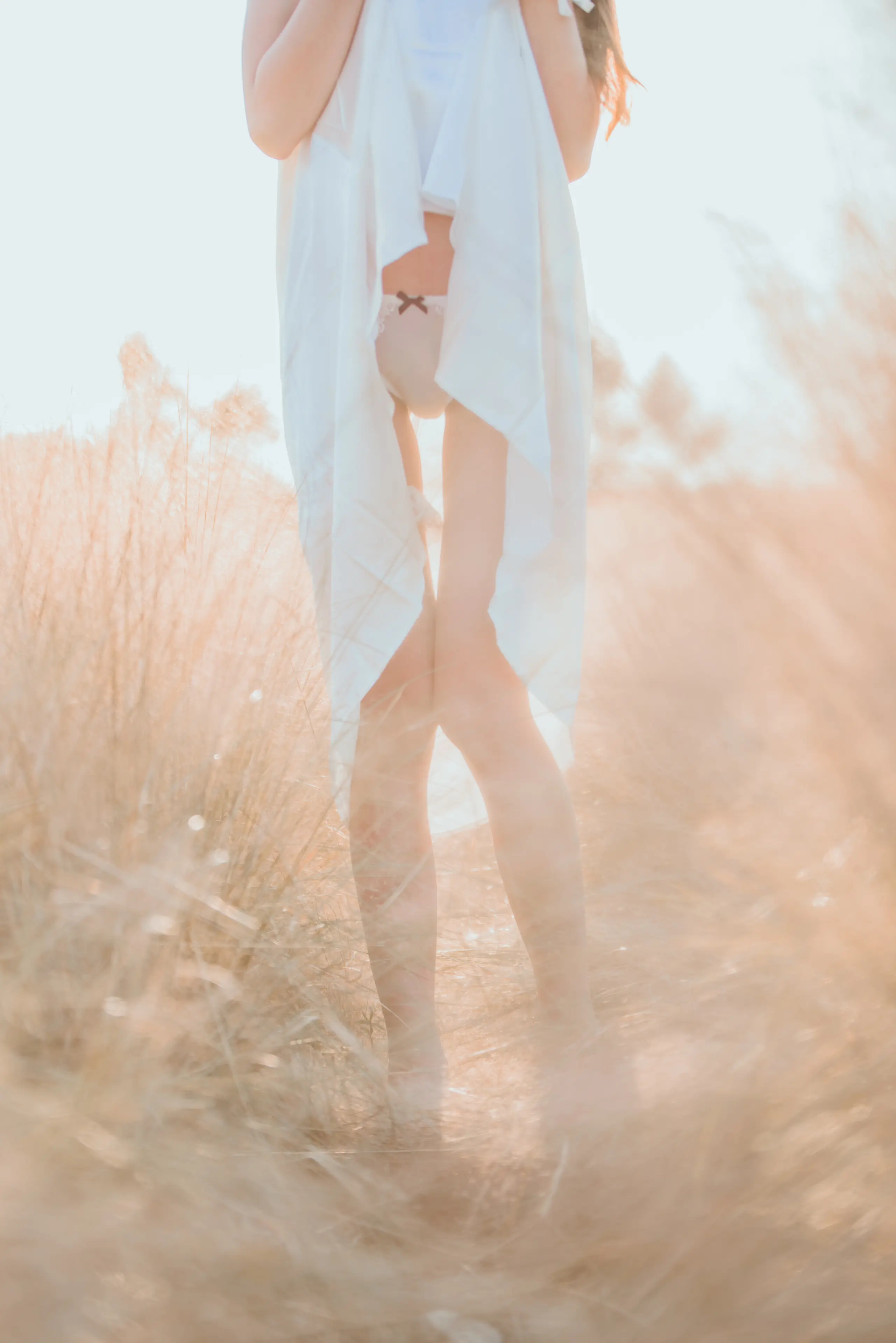 桜桃喵 冬眠 白裙下 [45P]