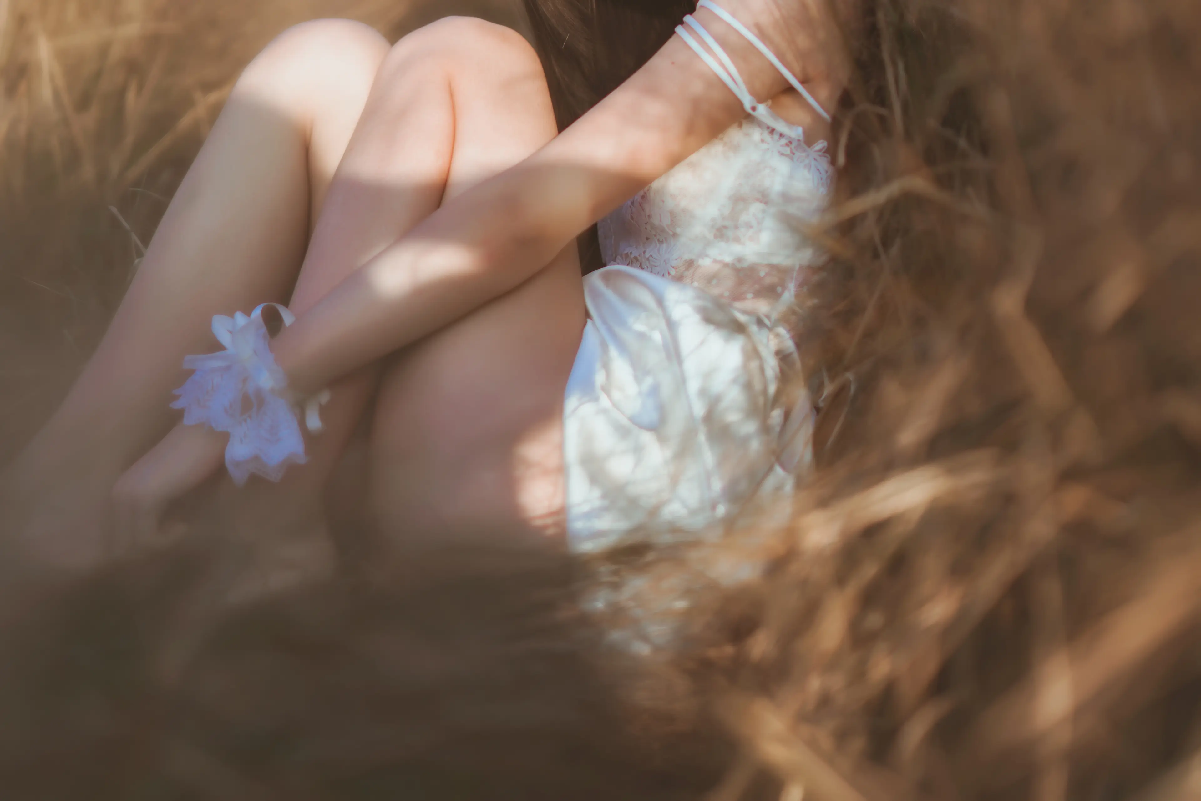 桜桃喵 冬眠 白裙下 [45P]