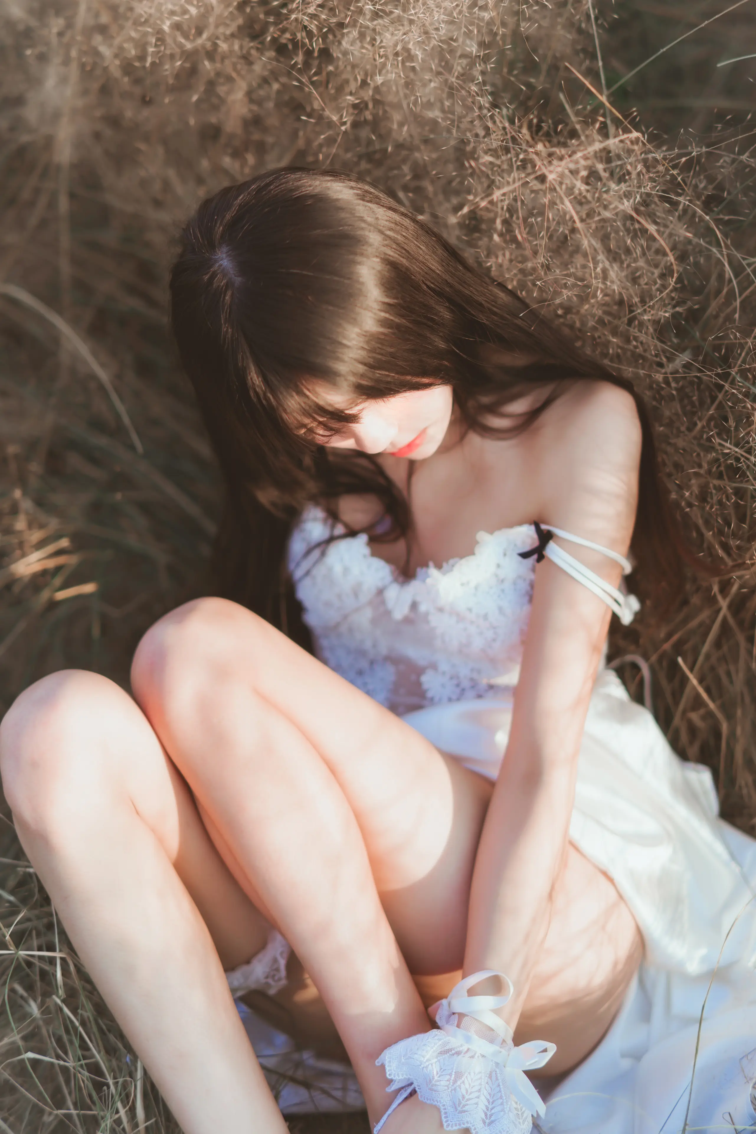 桜桃喵 冬眠 白裙下 [45P]