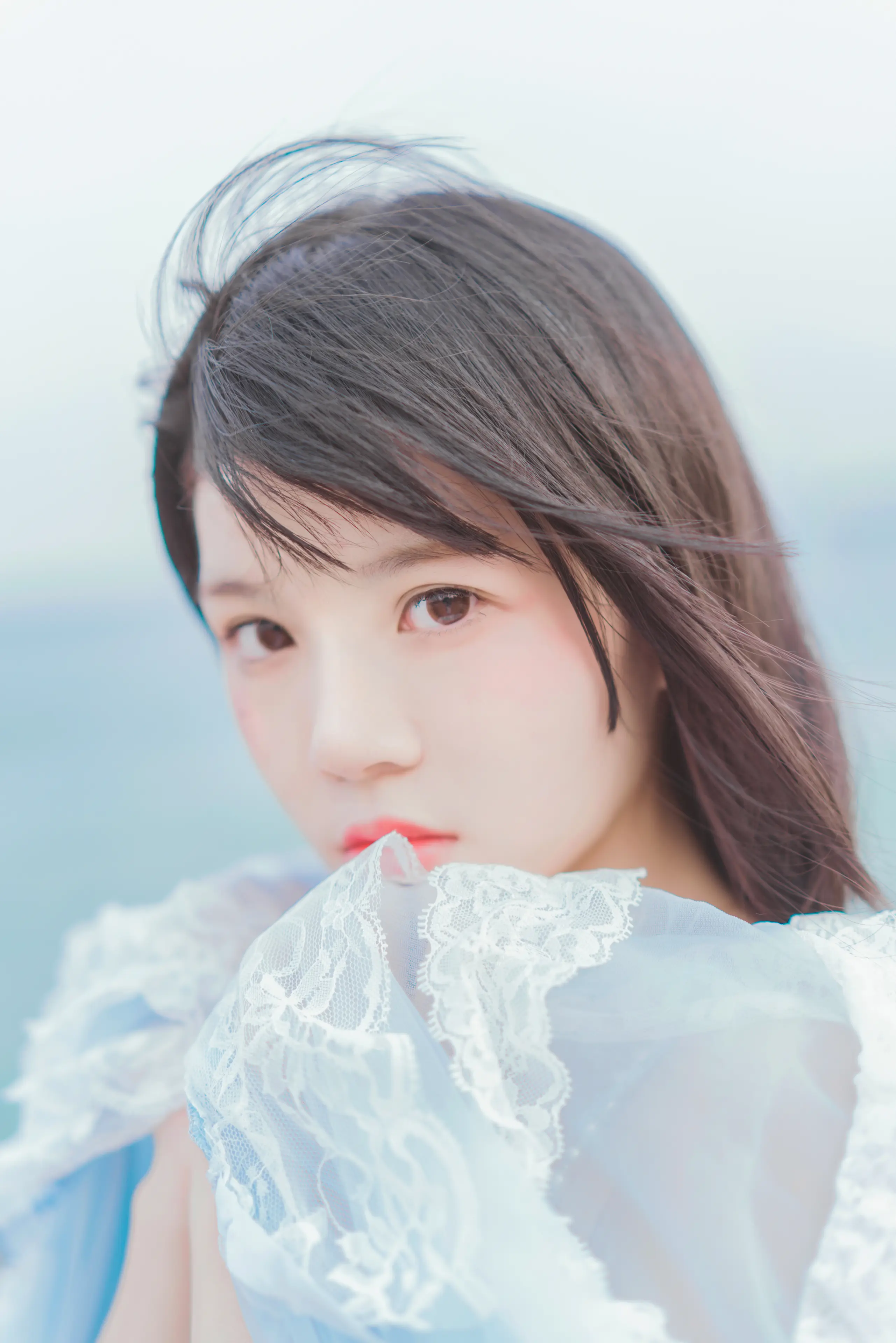 桜桃喵 冬眠 长裙 [14P]