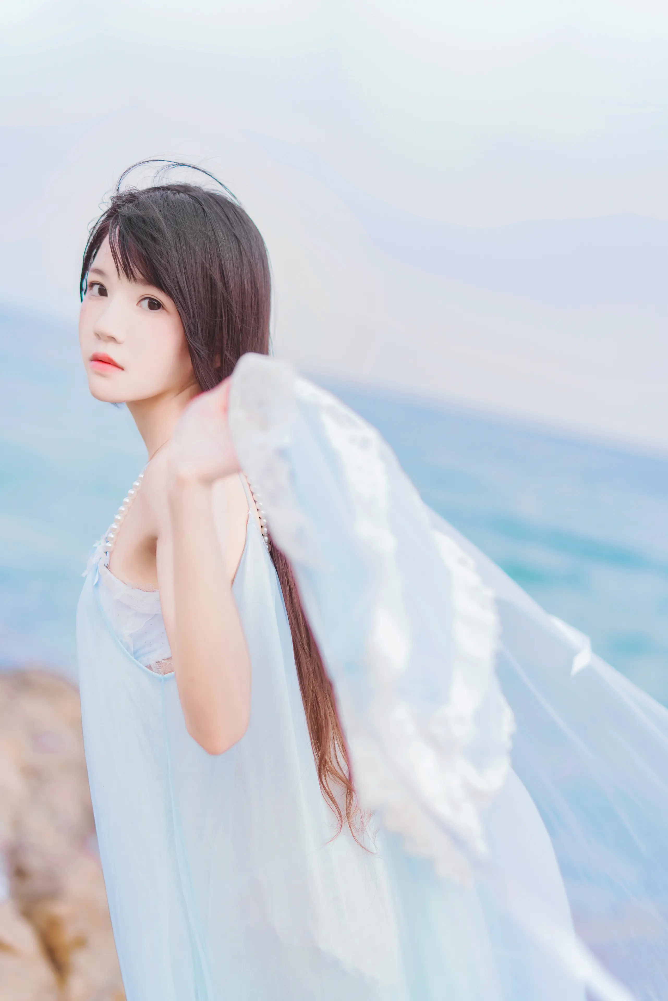 桜桃喵 冬眠 长裙 [14P]