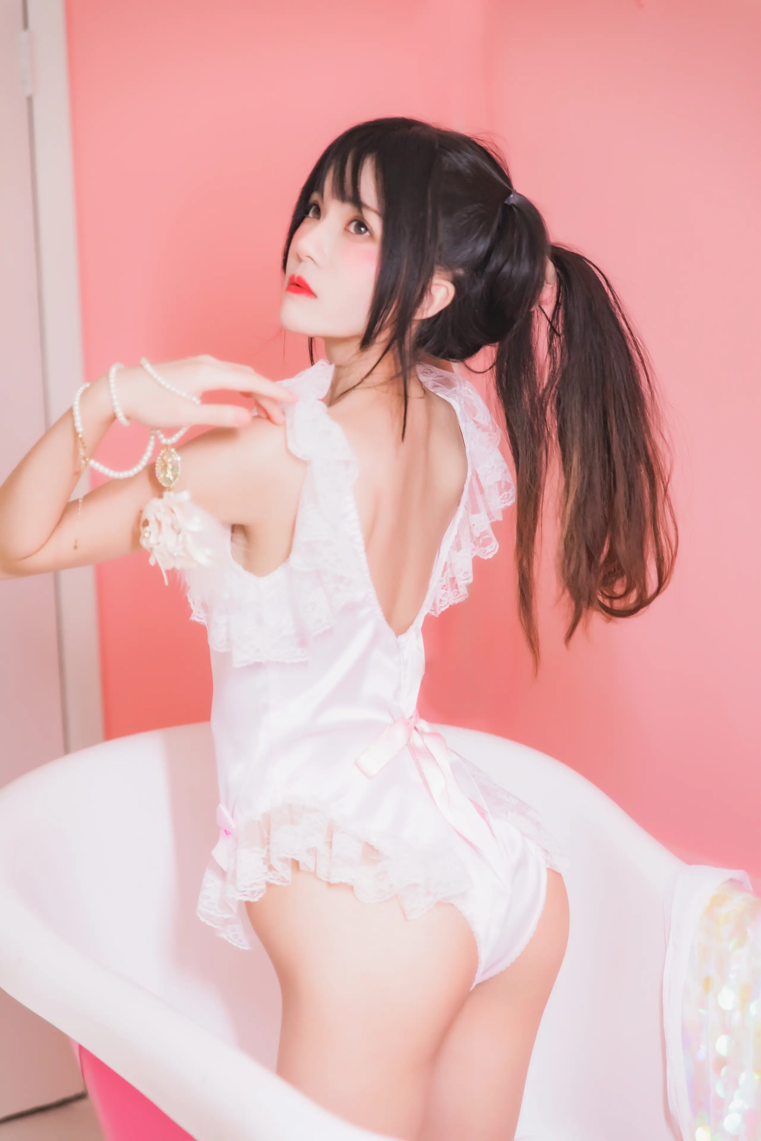 桜桃喵 冬眠系列 粉色浴缸 [58P]