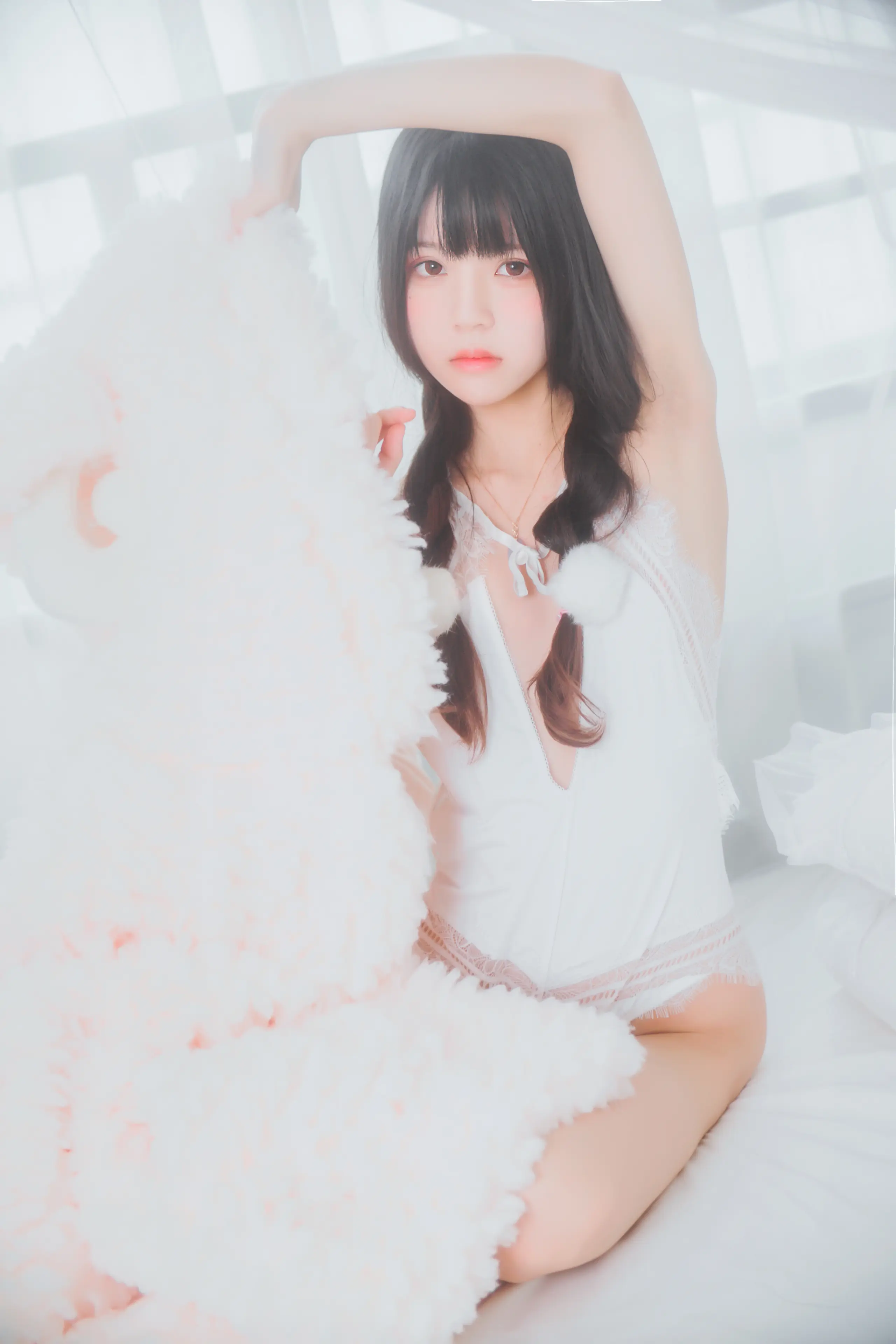 桜桃喵 冬眠系列 纯白私房 [46P]