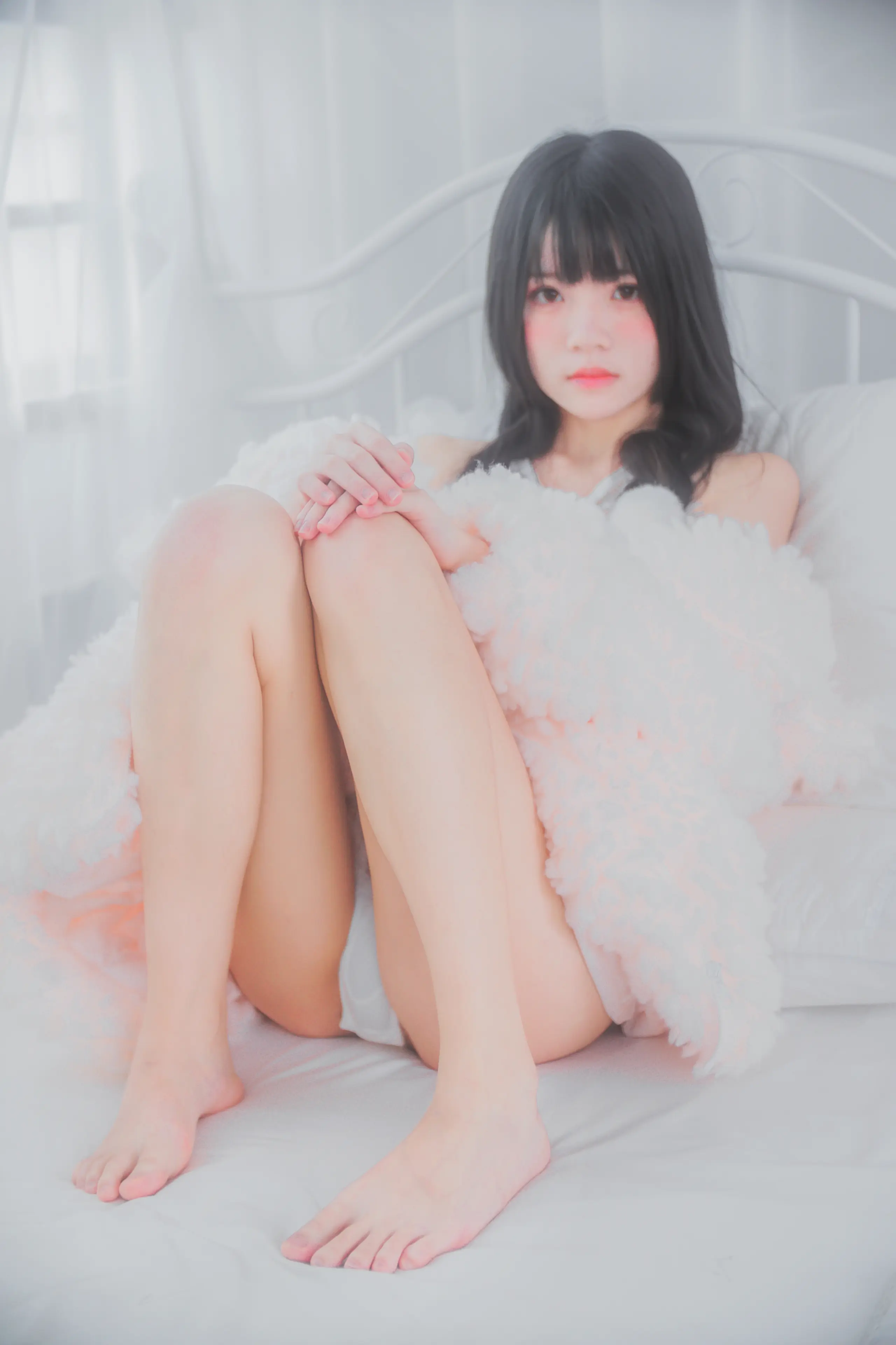 桜桃喵 冬眠系列 纯白私房 [46P]