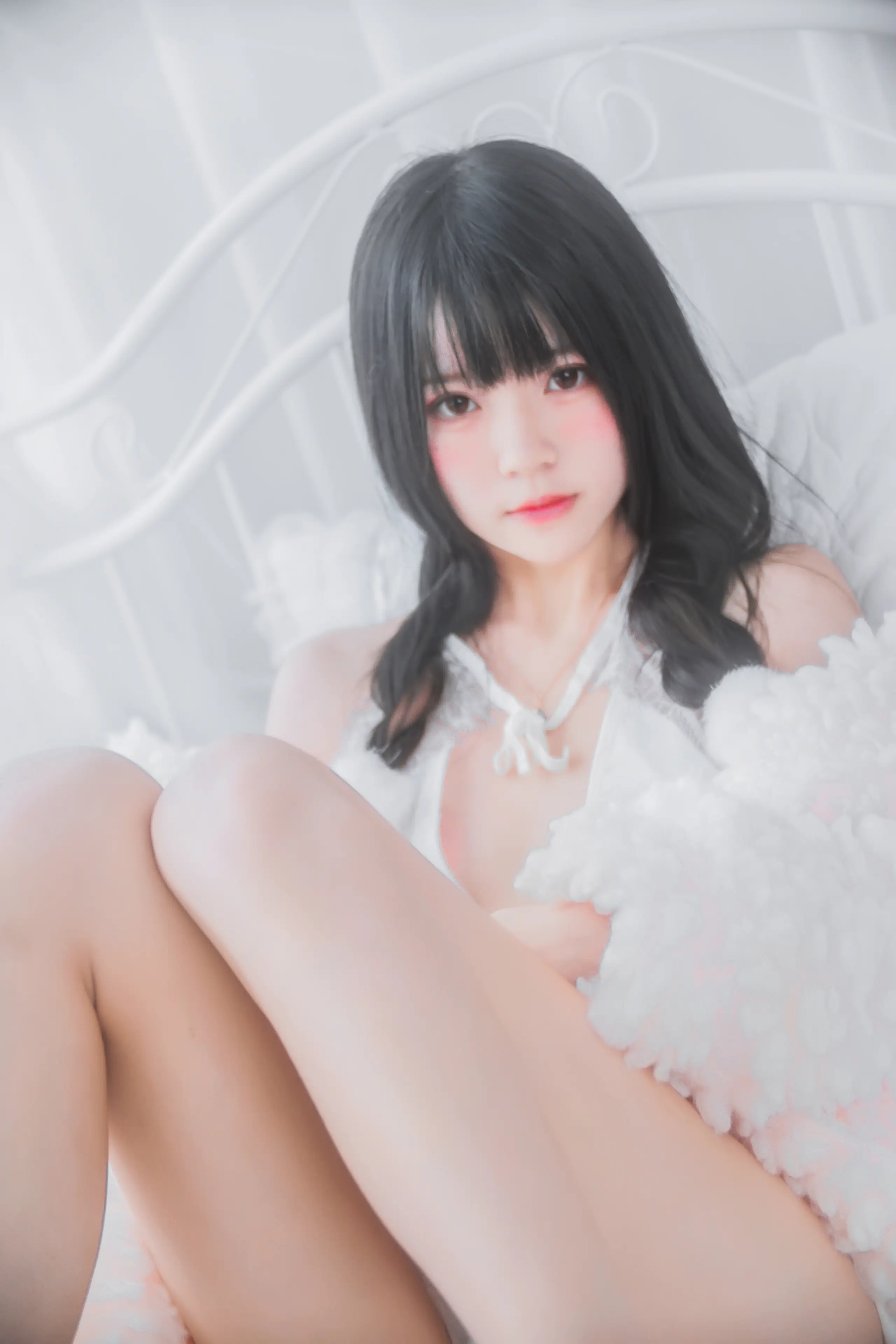 桜桃喵 冬眠系列 纯白私房 [46P]