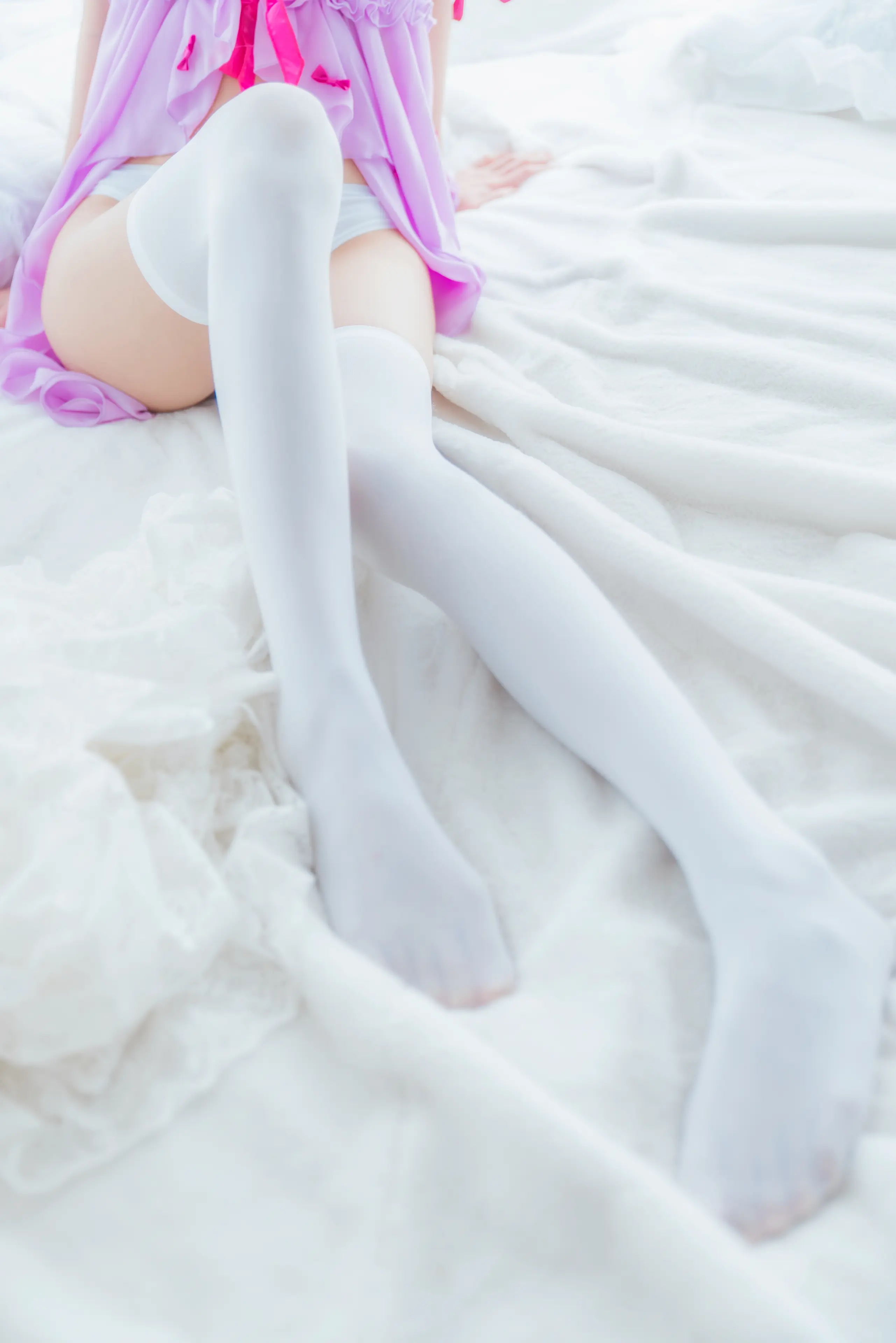 桜桃喵 加藤惠 小睡裙 [33P]