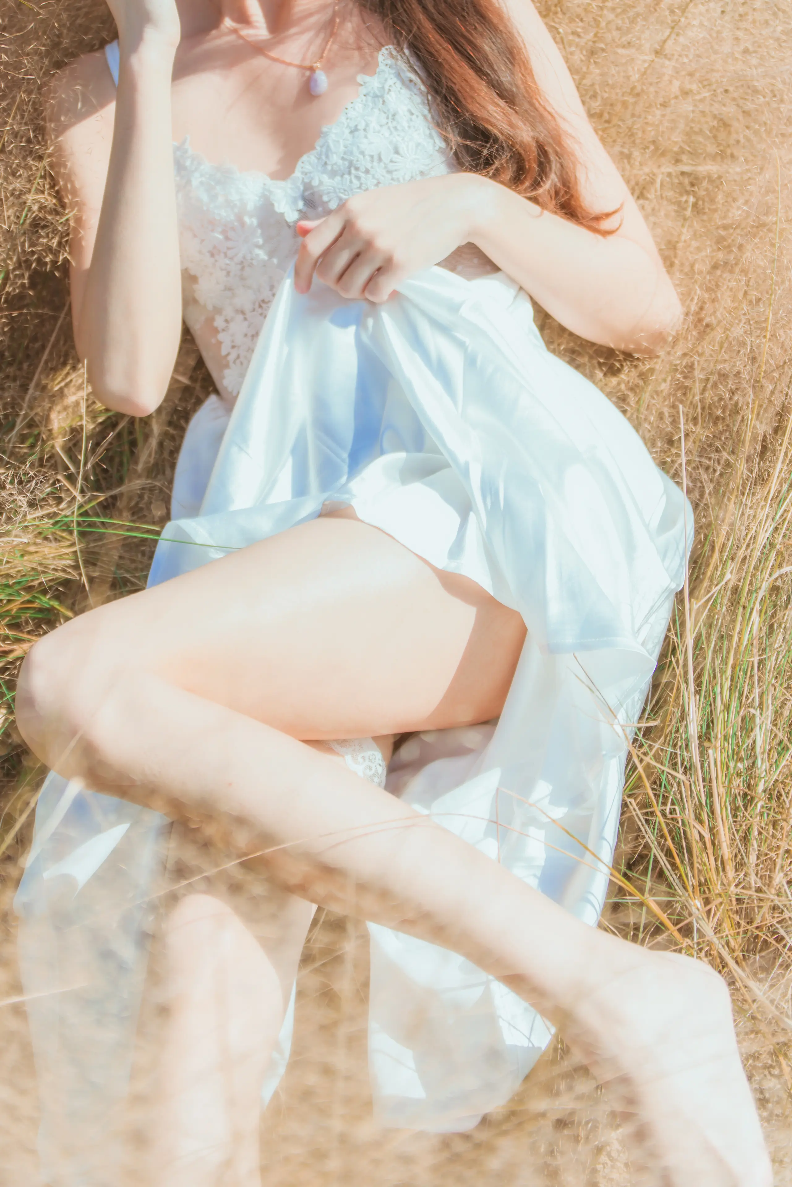 桜桃喵 原野上的浪漫 [51P]