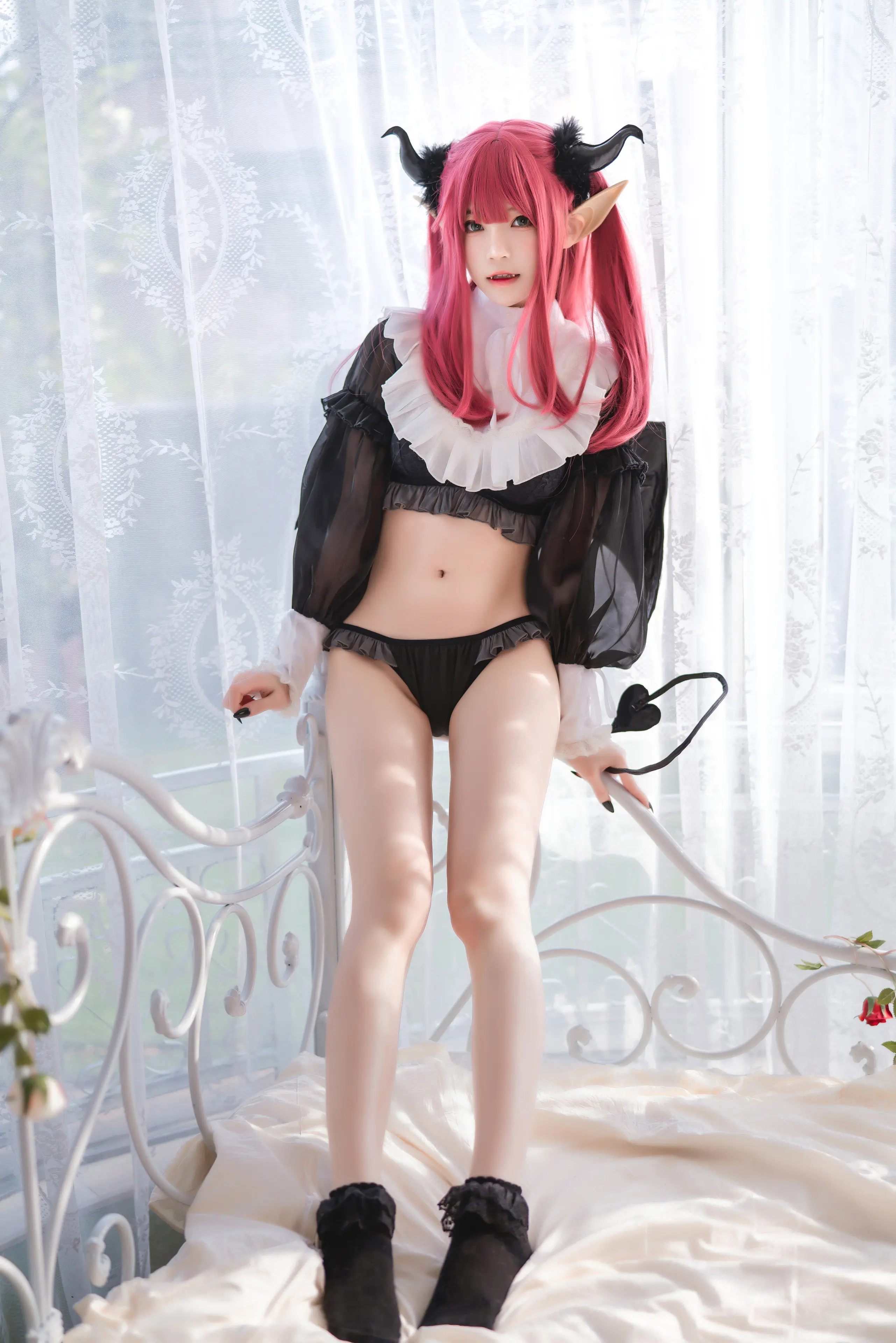 桜桃喵 喜多川海梦 魅魔 [66P]