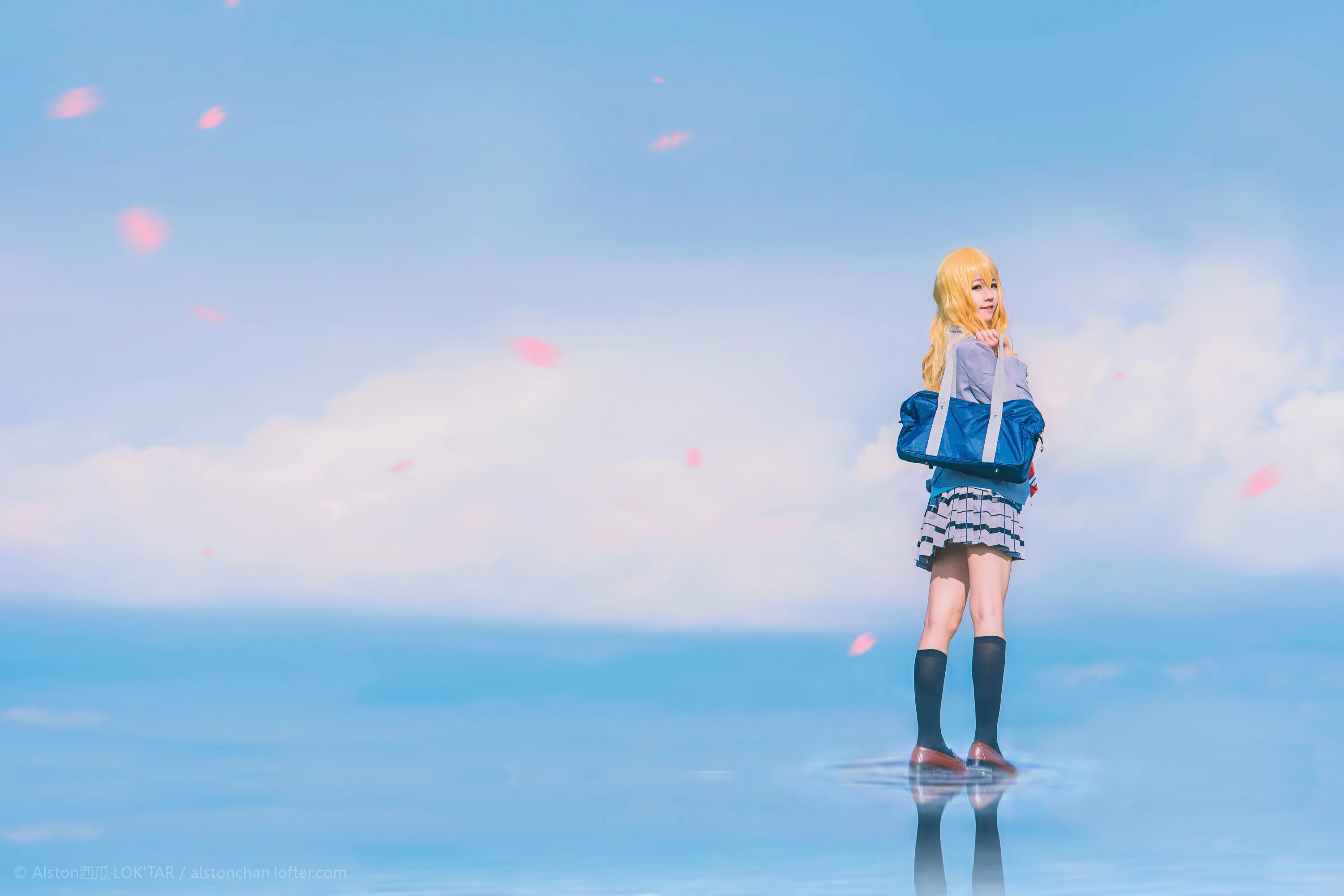 桜桃喵 四月 [10P]