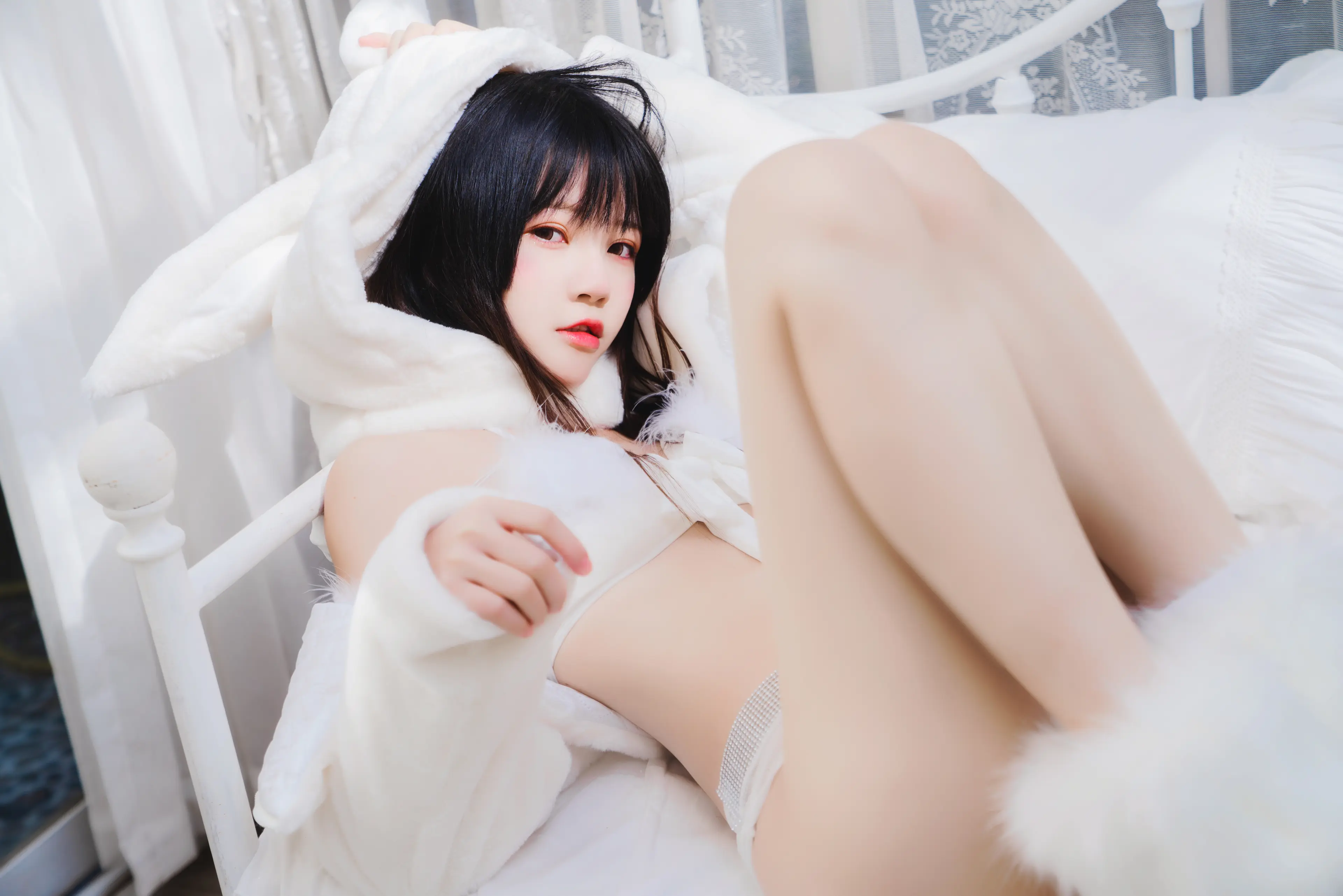 桜桃喵 小白兔01 [48P]