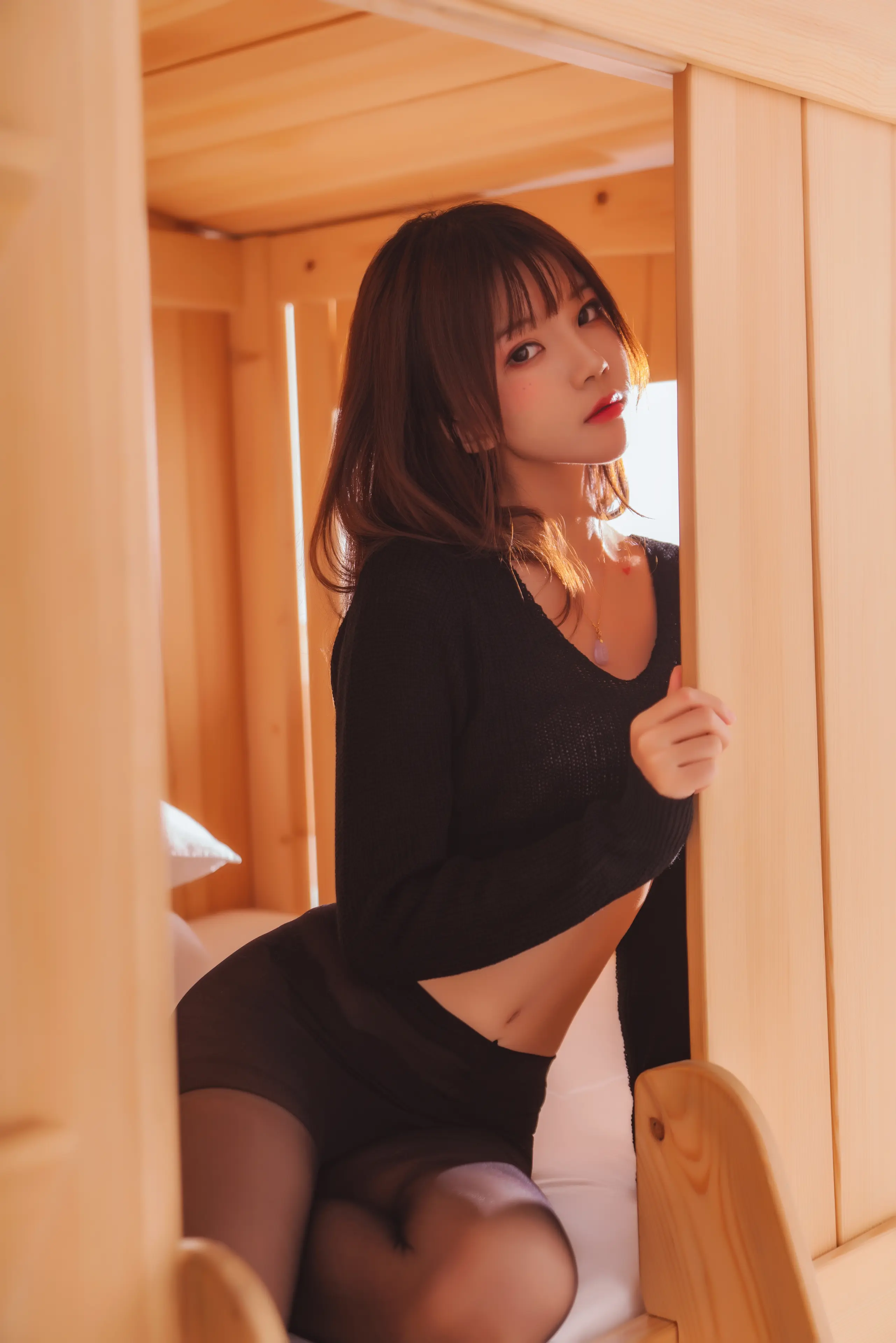 桜桃喵 小黑 [32P]