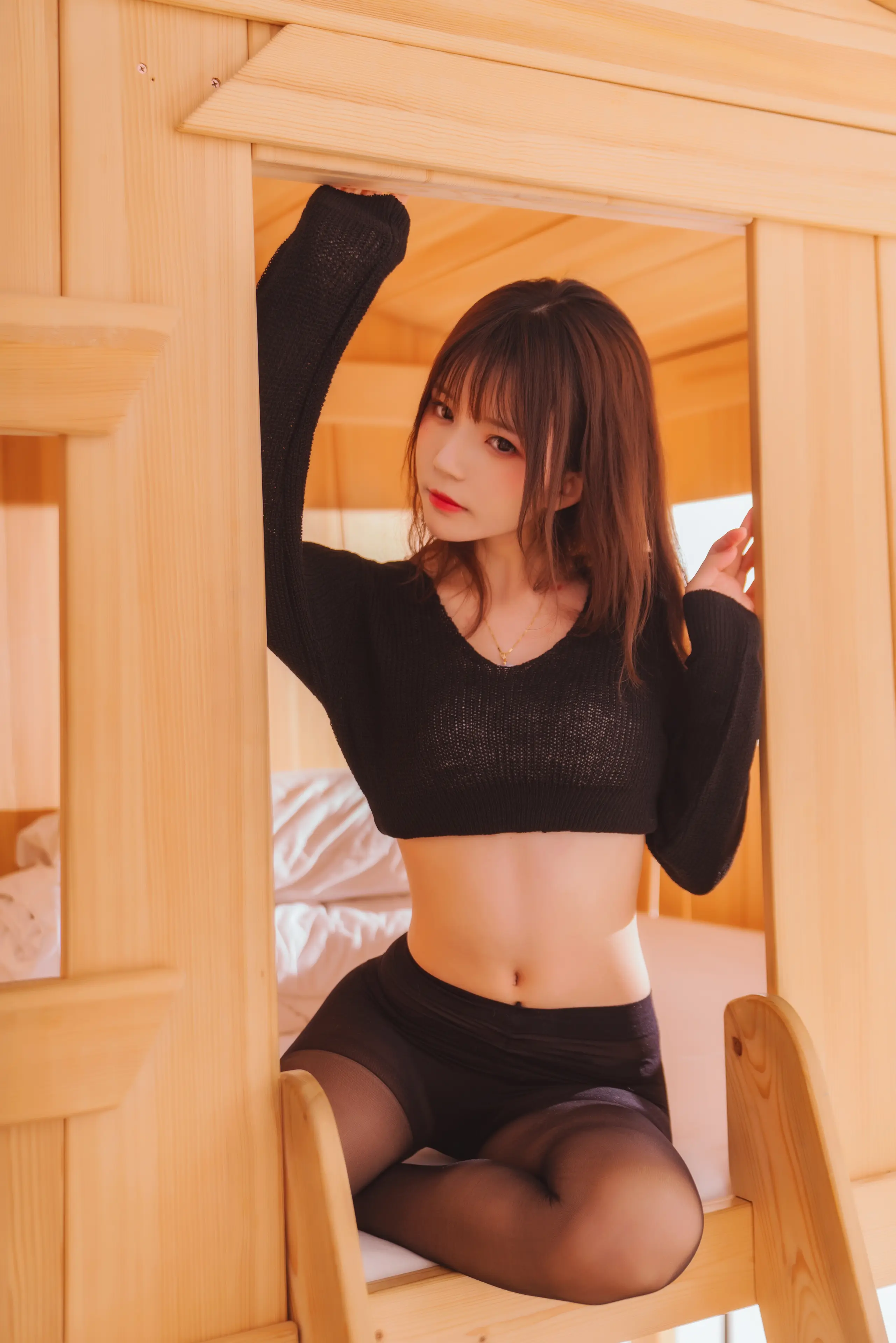 桜桃喵 小黑 [32P]