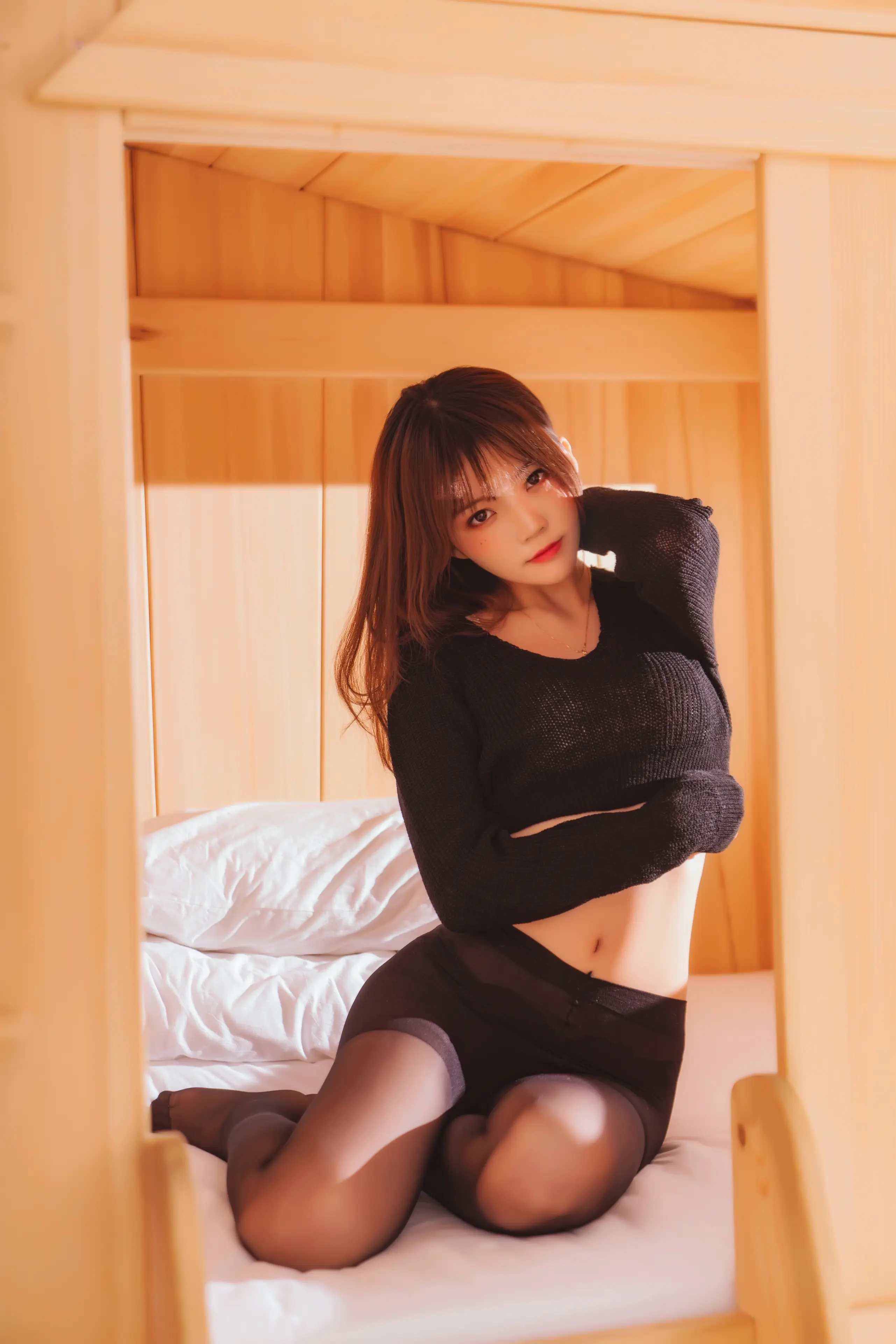 桜桃喵 小黑 [32P]