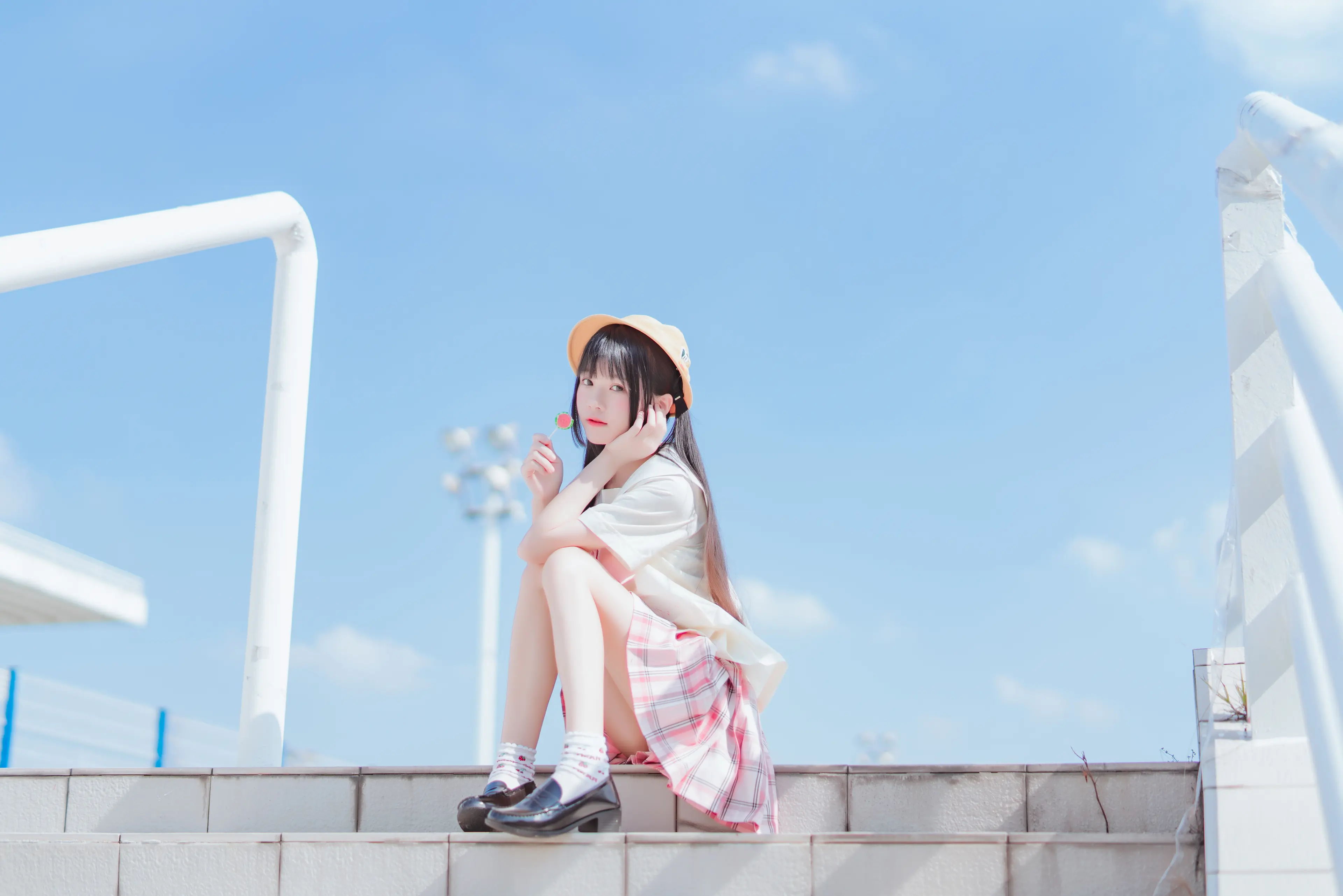 桜桃喵 幼稚园 [35P]